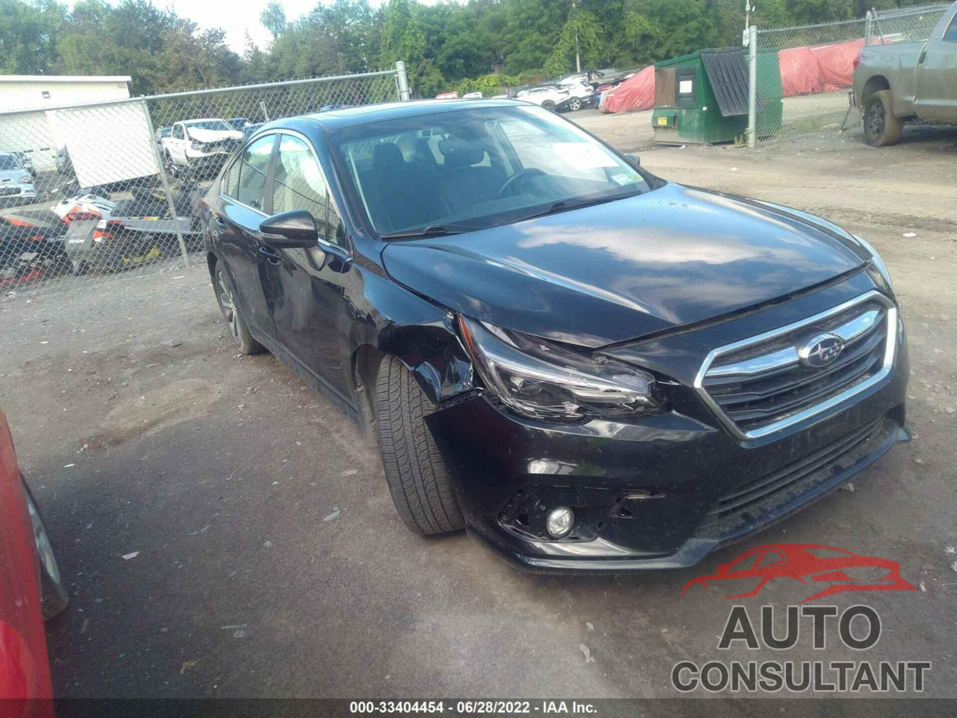 SUBARU LEGACY 2018 - 4S3BNAN69J3016825