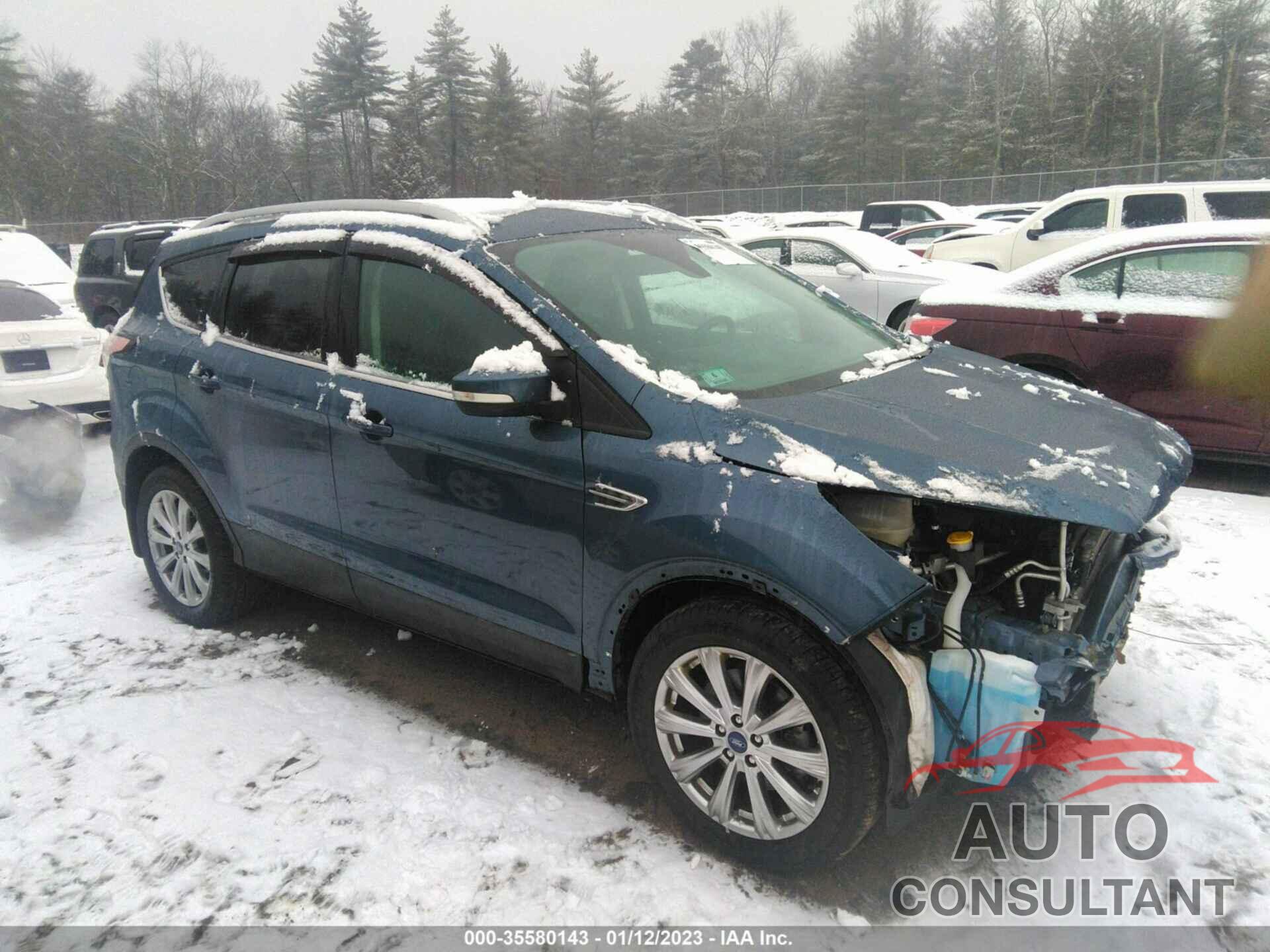 FORD ESCAPE 2018 - 1FMCU0J90JUC72536