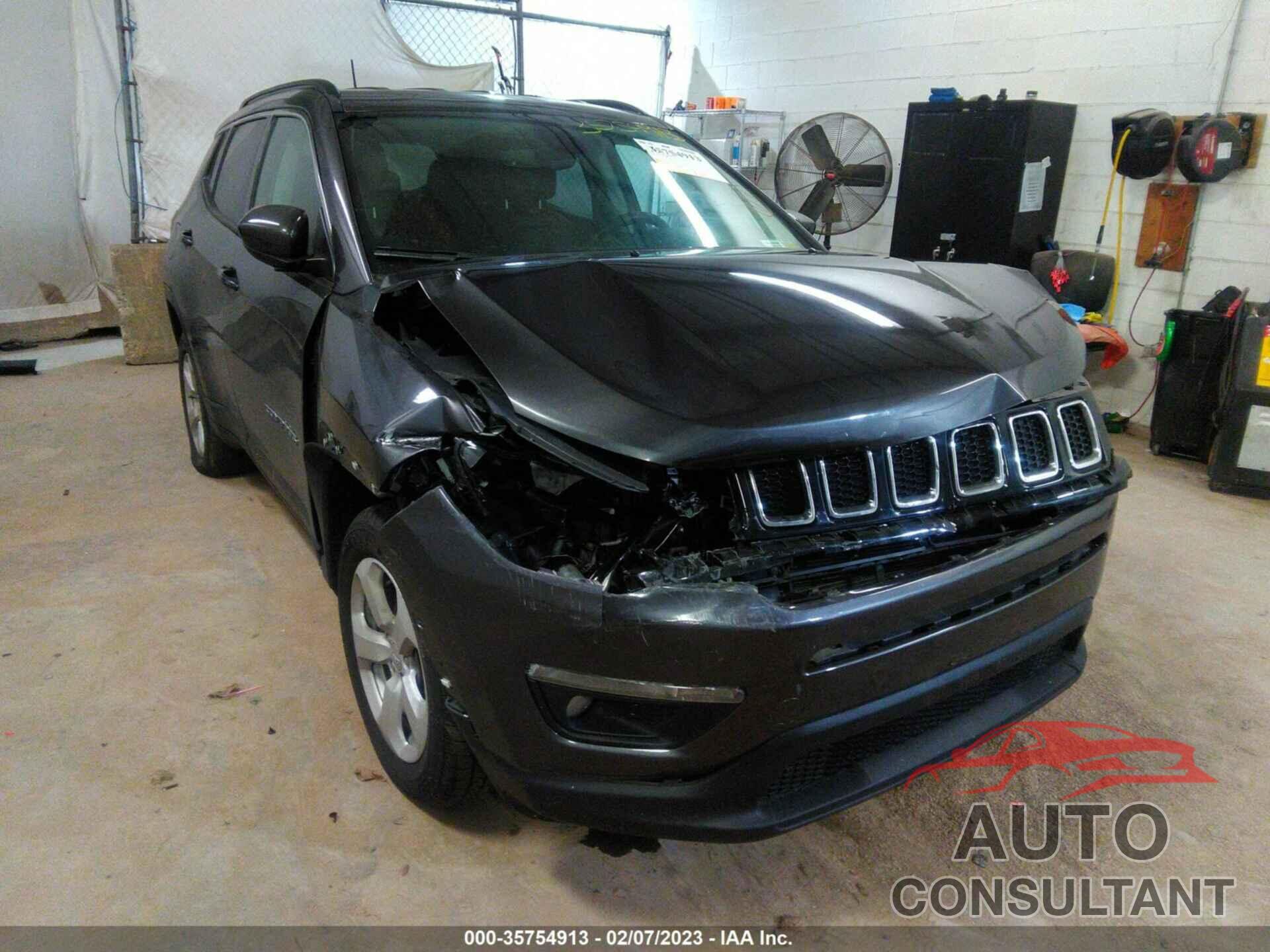 JEEP COMPASS 2019 - 3C4NJDBB6KT792024