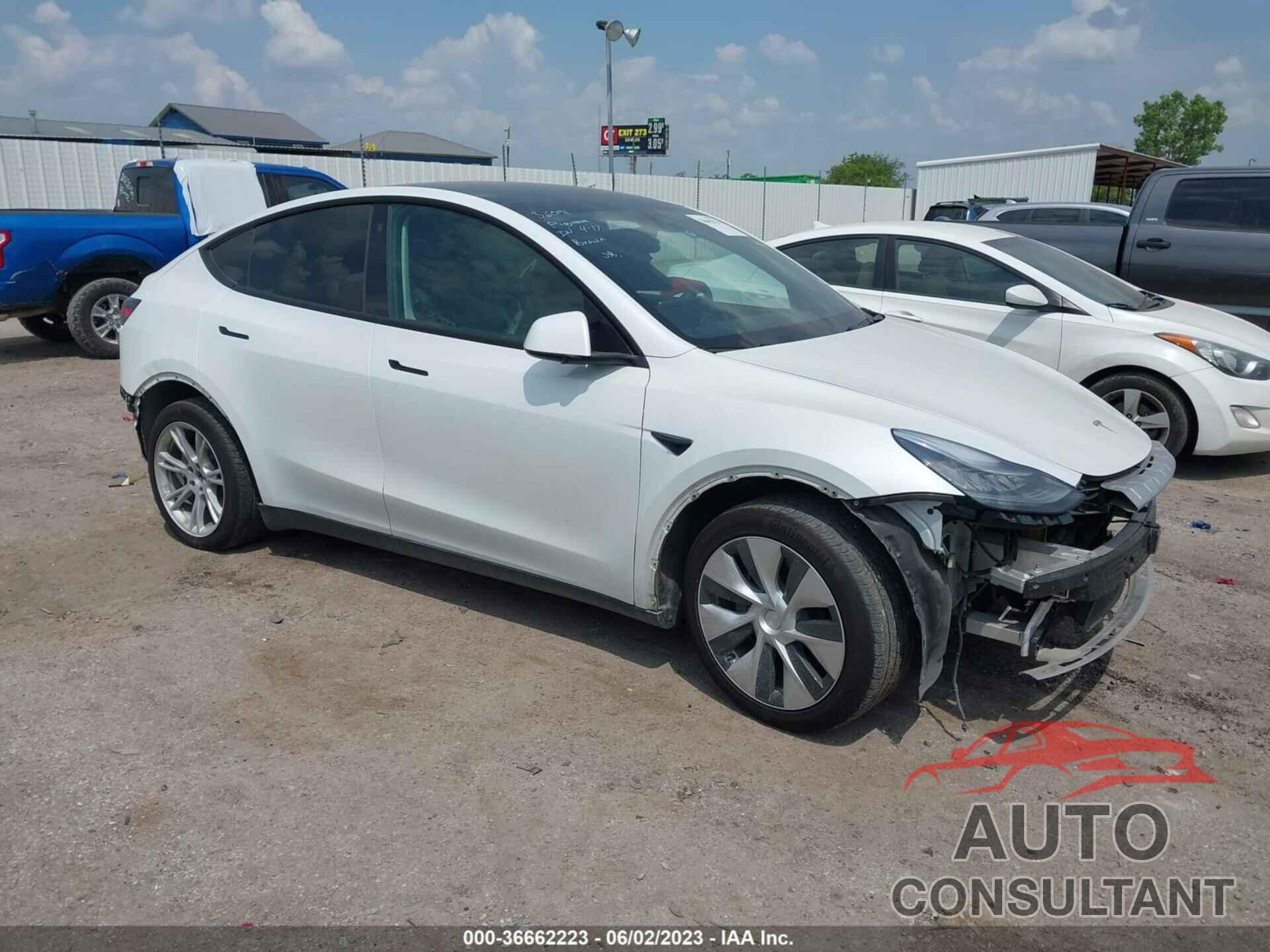 TESLA MODEL Y 2021 - 5YJYGDEE6MF082009