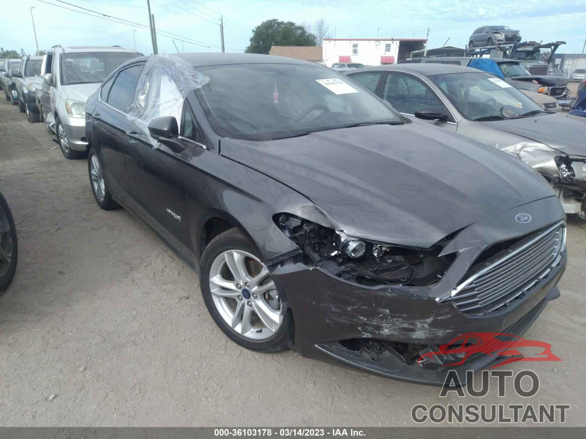 FORD FUSION HYBRID 2018 - 3FA6P0LU1JR212353