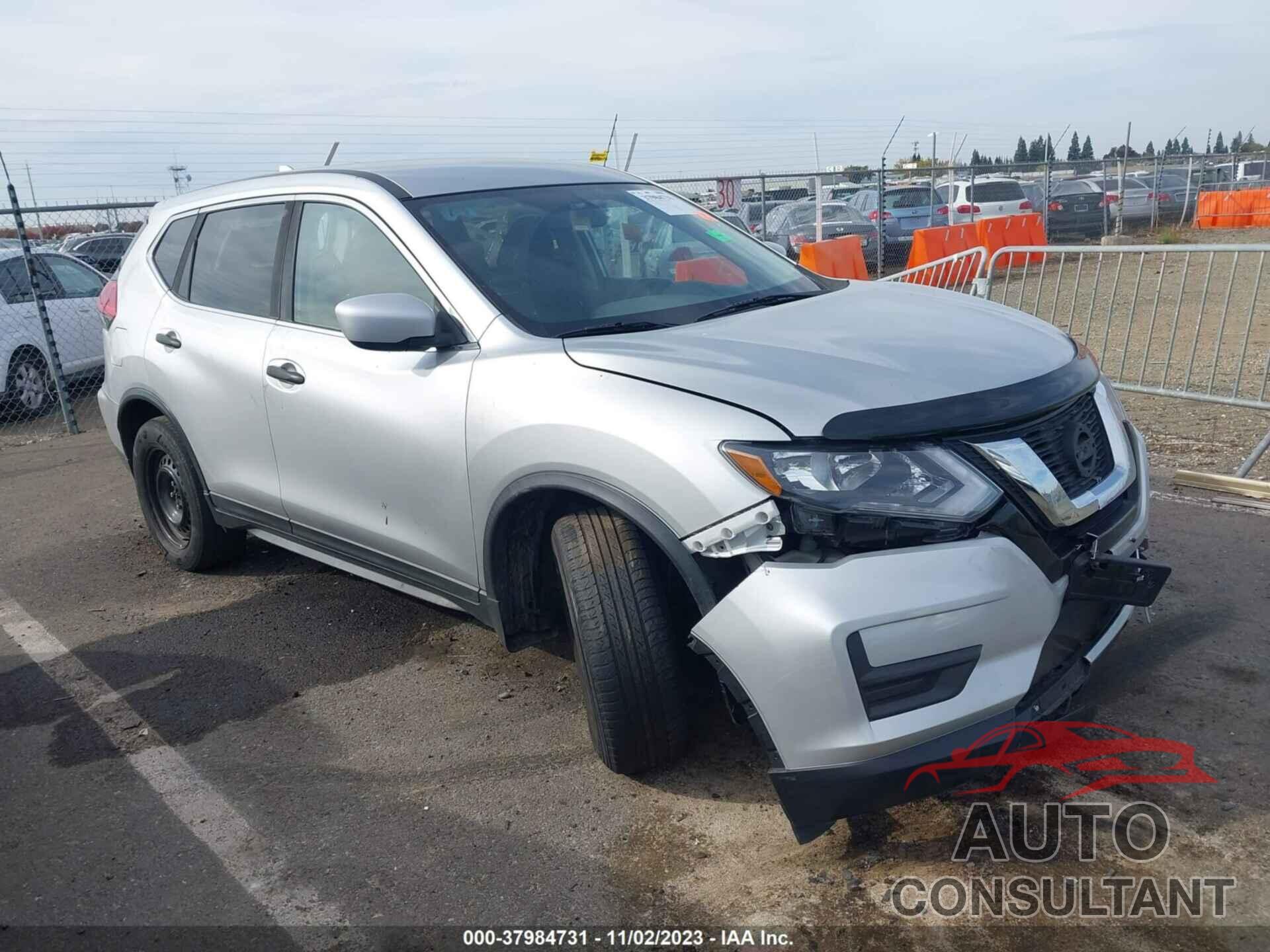 NISSAN ROGUE 2017 - KNMAT2MV3HP547375