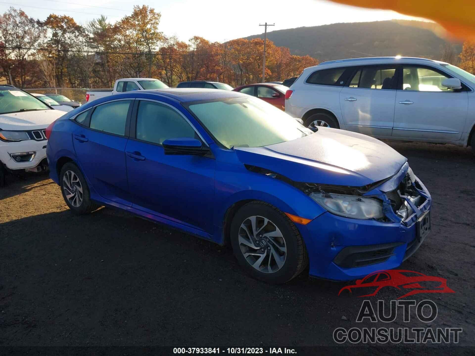 HONDA CIVIC SEDAN 2018 - 2HGFC2F73JH508303