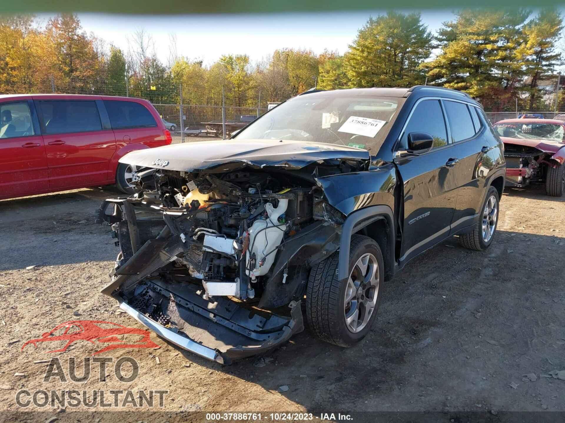 JEEP COMPASS 2018 - 3C4NJDCB4JT147112