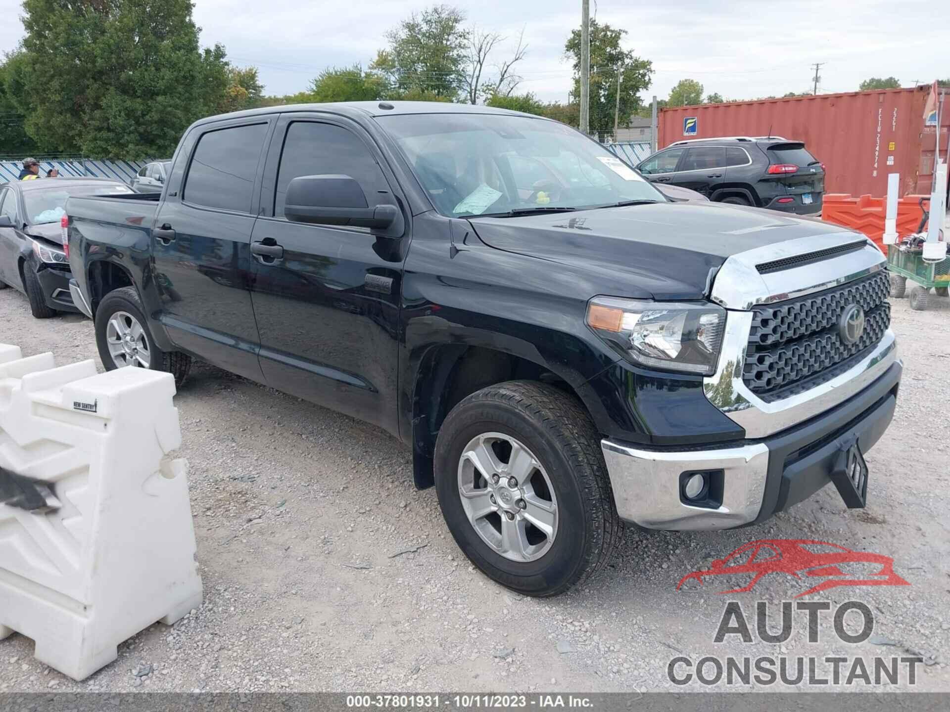 TOYOTA TUNDRA 2018 - 5TFDW5F13JX760879