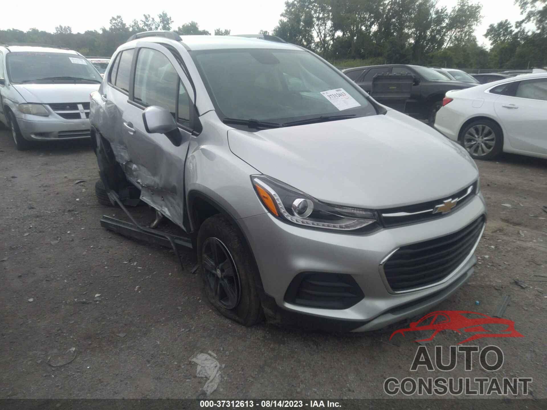 CHEVROLET TRAX 2021 - KL7CJLSB8MB303870