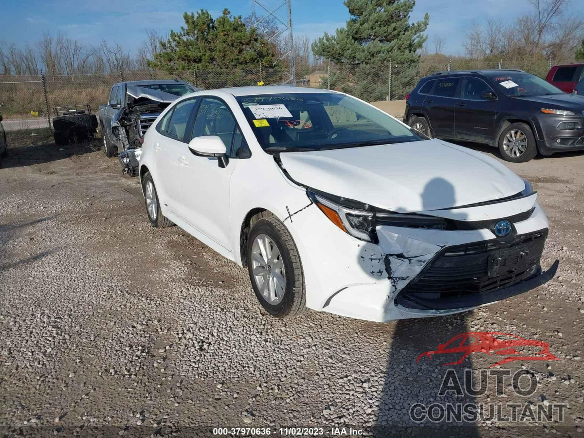TOYOTA COROLLA 2023 - JTDBDMHE4P3007594