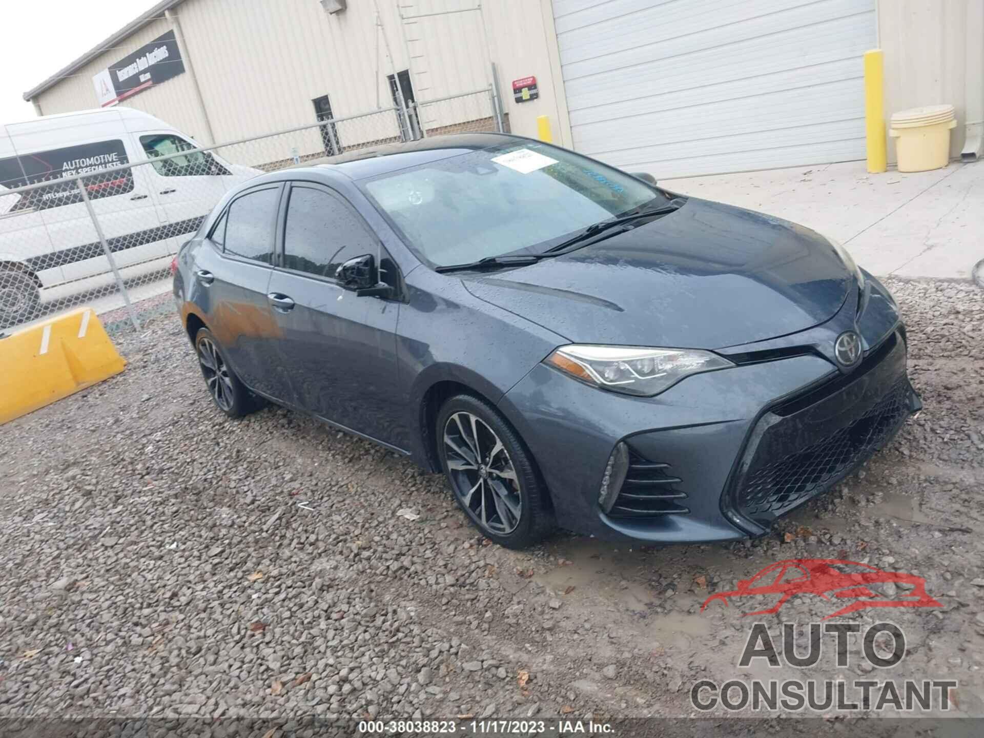 TOYOTA COROLLA 2018 - 5YFBURHE8JP798613