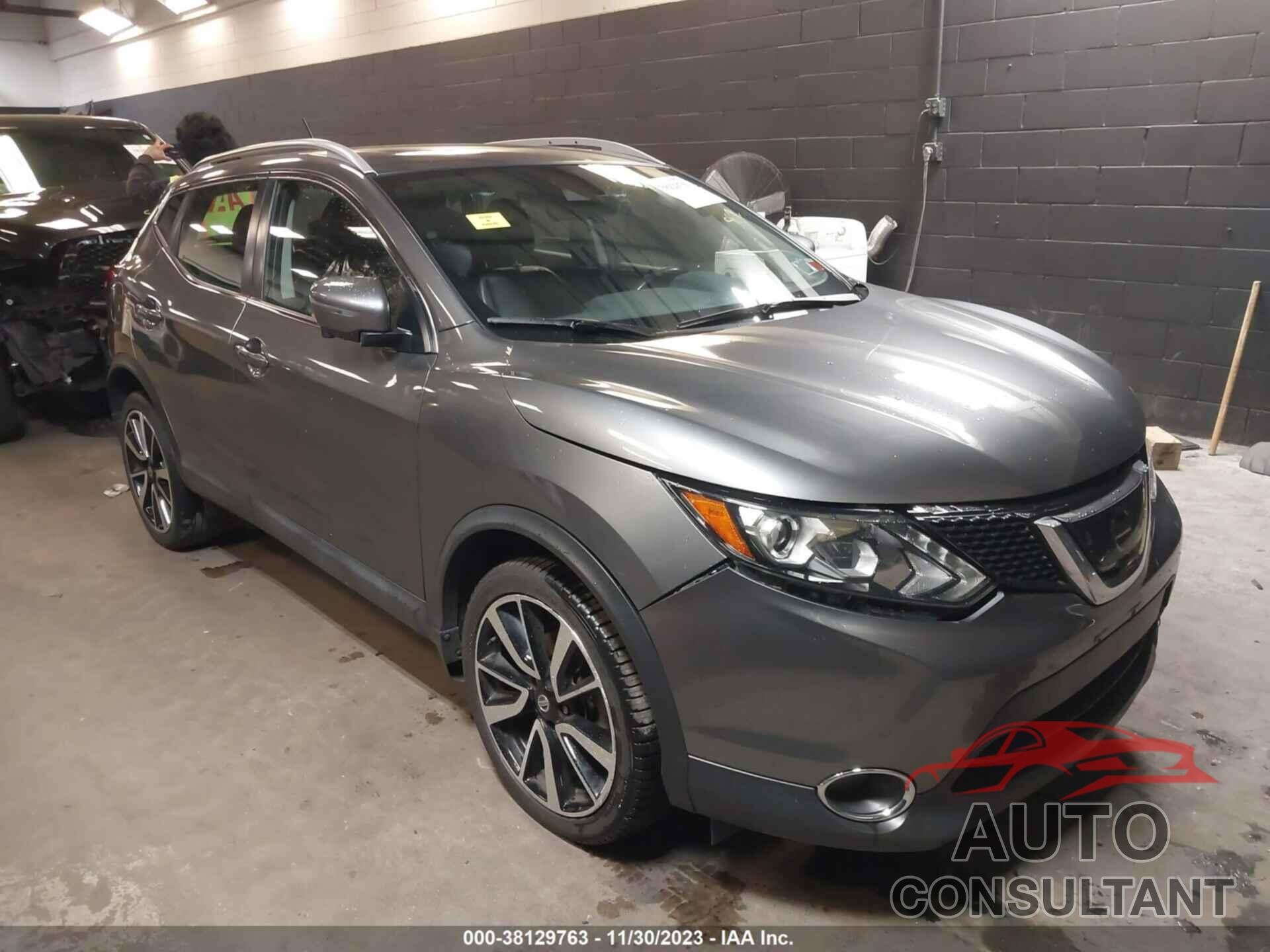 NISSAN ROGUE SPORT 2017 - JN1BJ1CR7HW113994