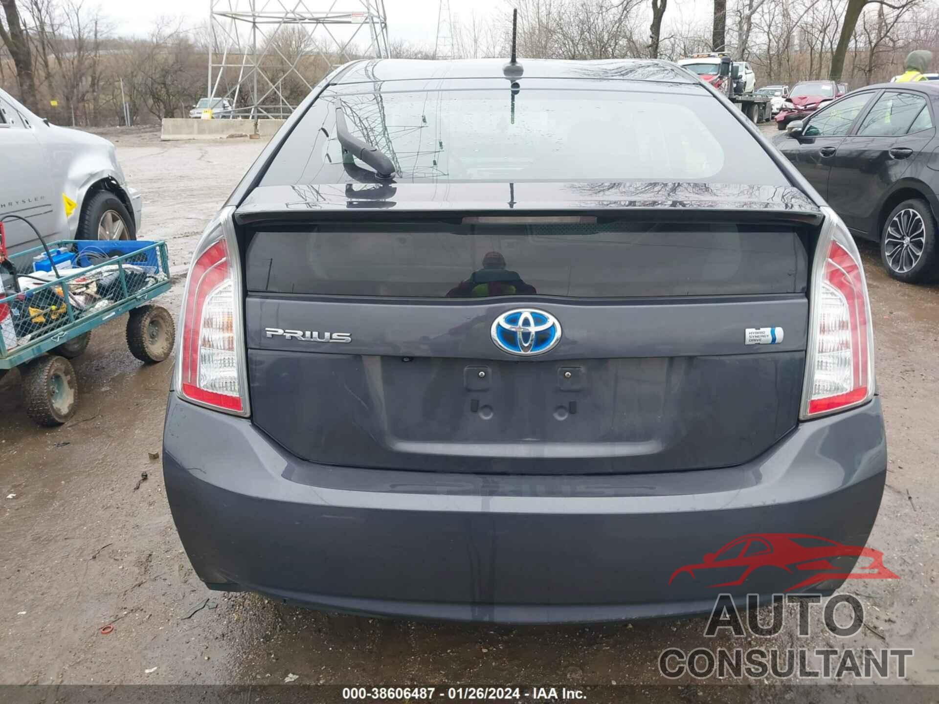 TOYOTA PRIUS 2015 - JTDKN3DU6F0440080