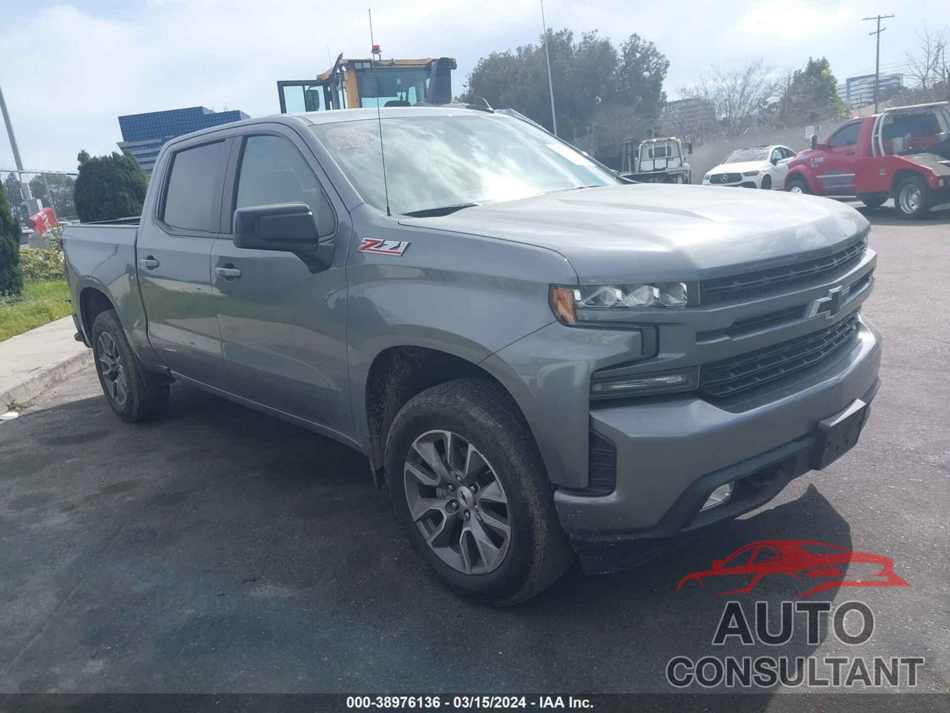 CHEVROLET SILVERADO 2021 - 1GCUYEED1MZ411931