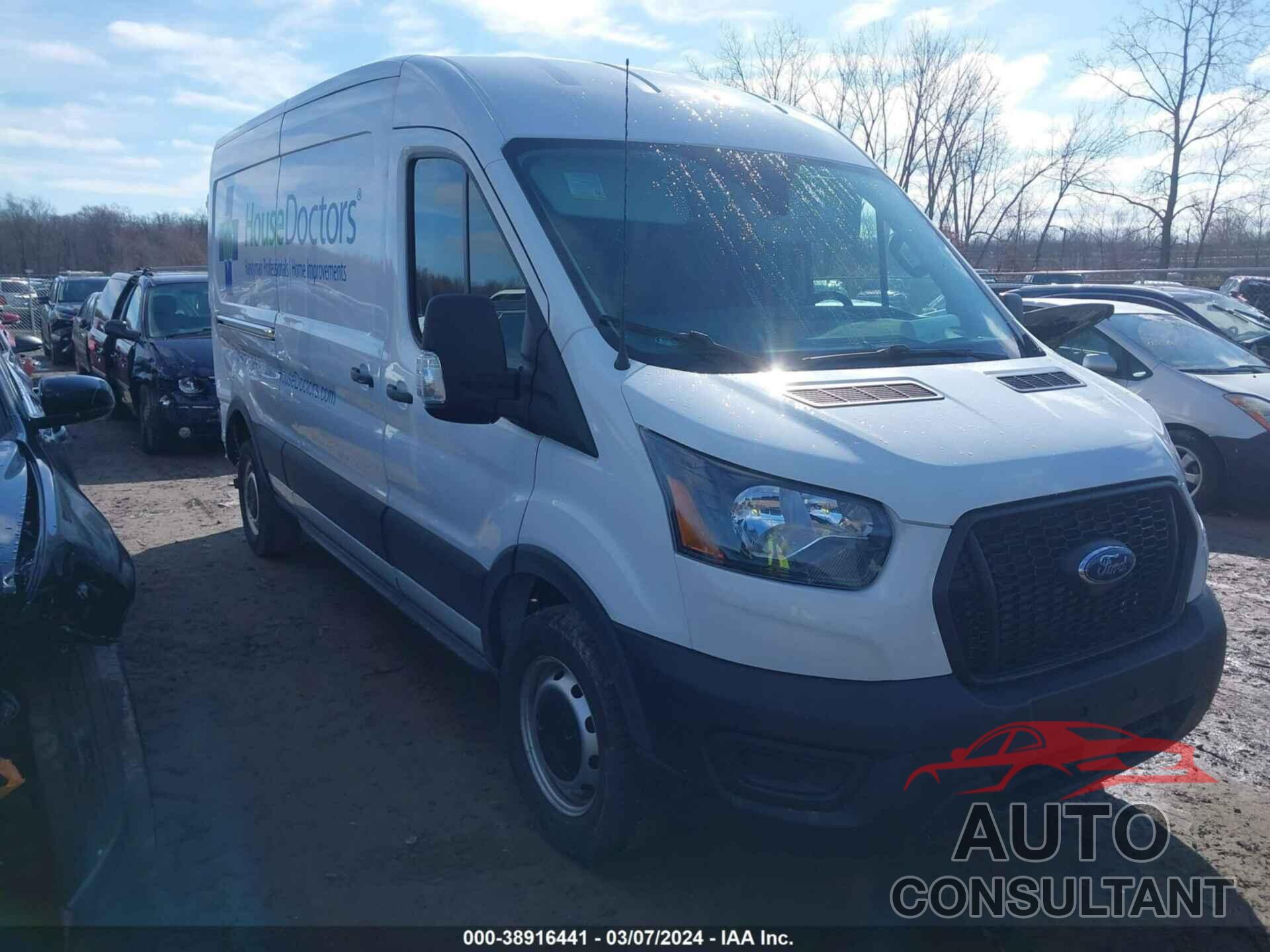 FORD TRANSIT-150 2022 - 1FTYE1C8XNKA04810