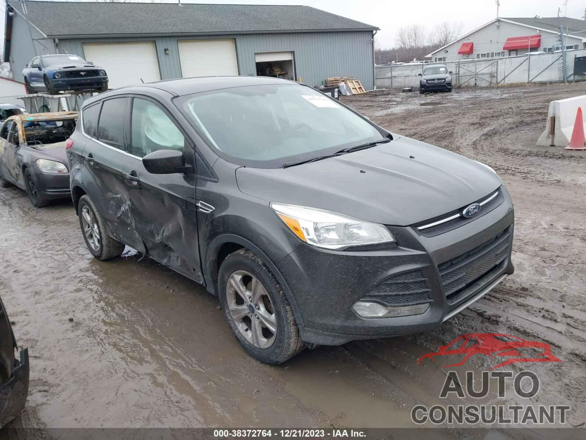 FORD ESCAPE 2016 - 1FMCU0G75GUB78652