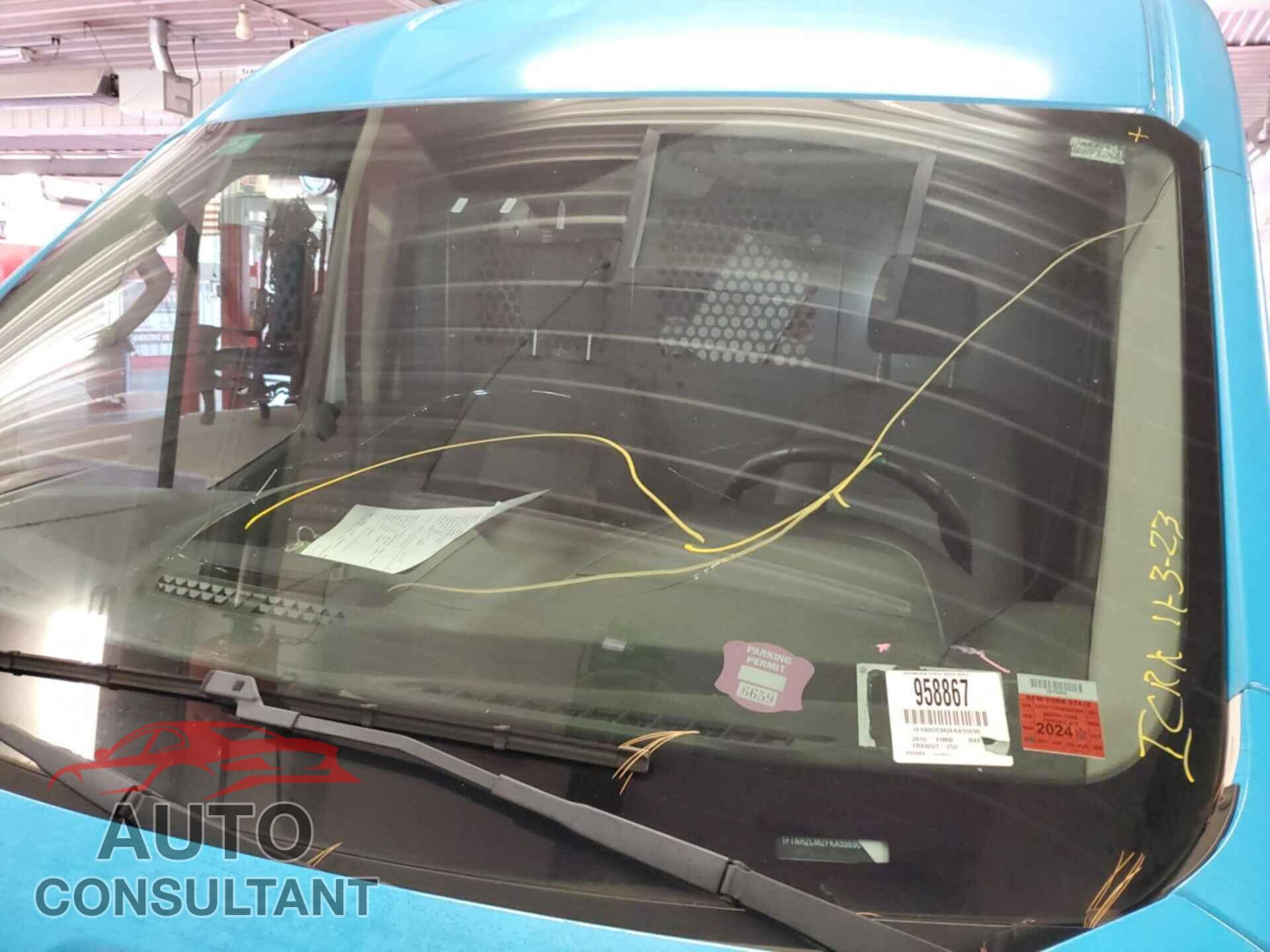 FORD TRANSIT 2015 - 1FTNR2CM2FKA55696