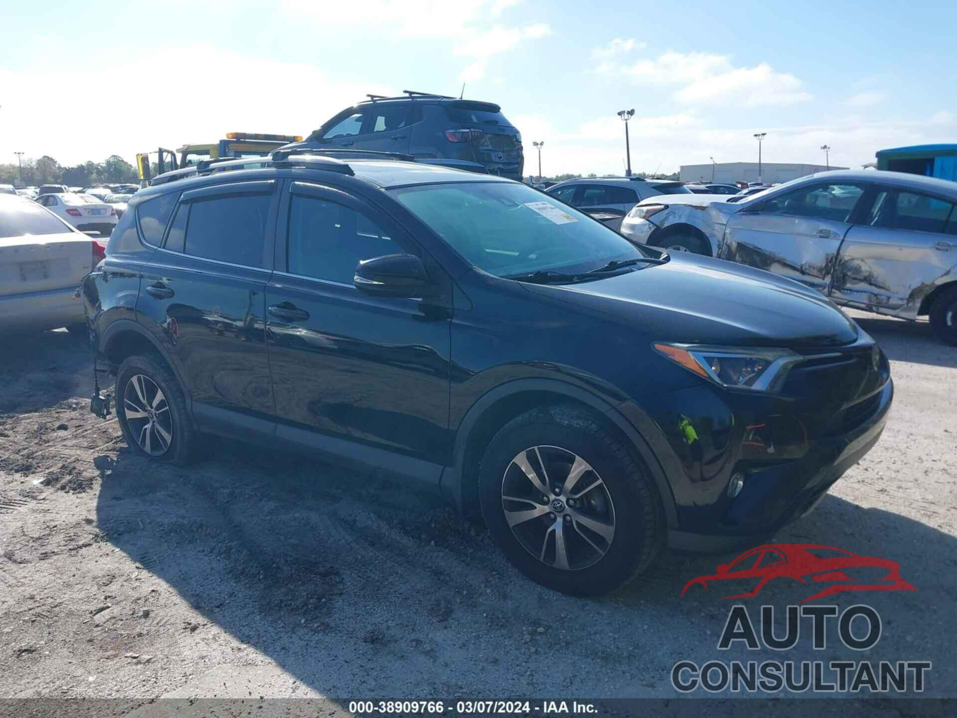 TOYOTA RAV4 2018 - 2T3RFREV5JW786440