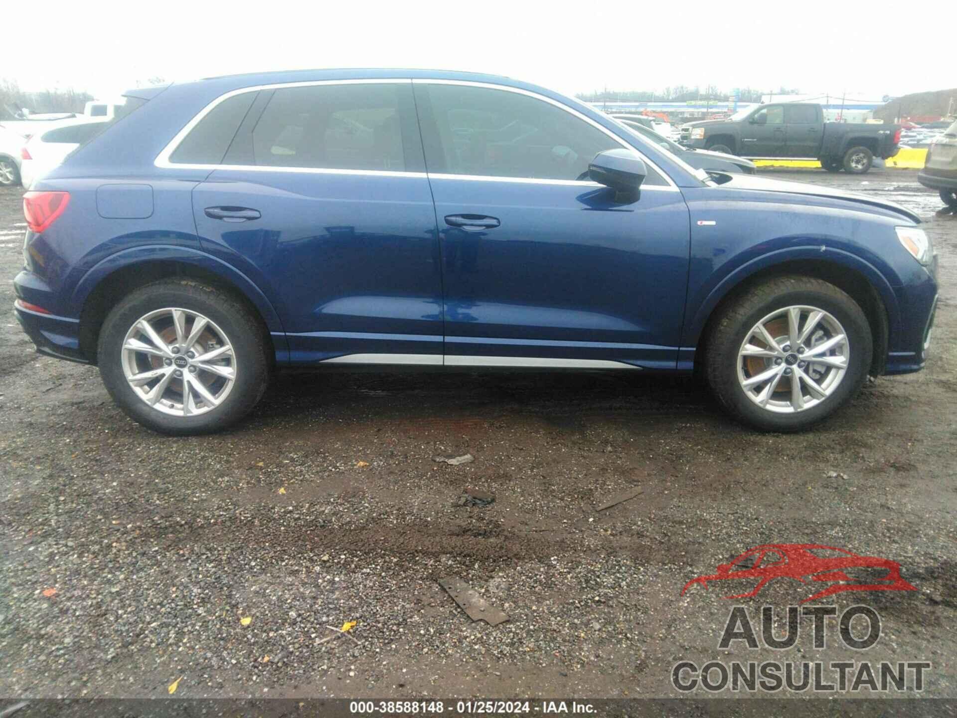 AUDI Q3 2022 - WA1EECF3XN1110186