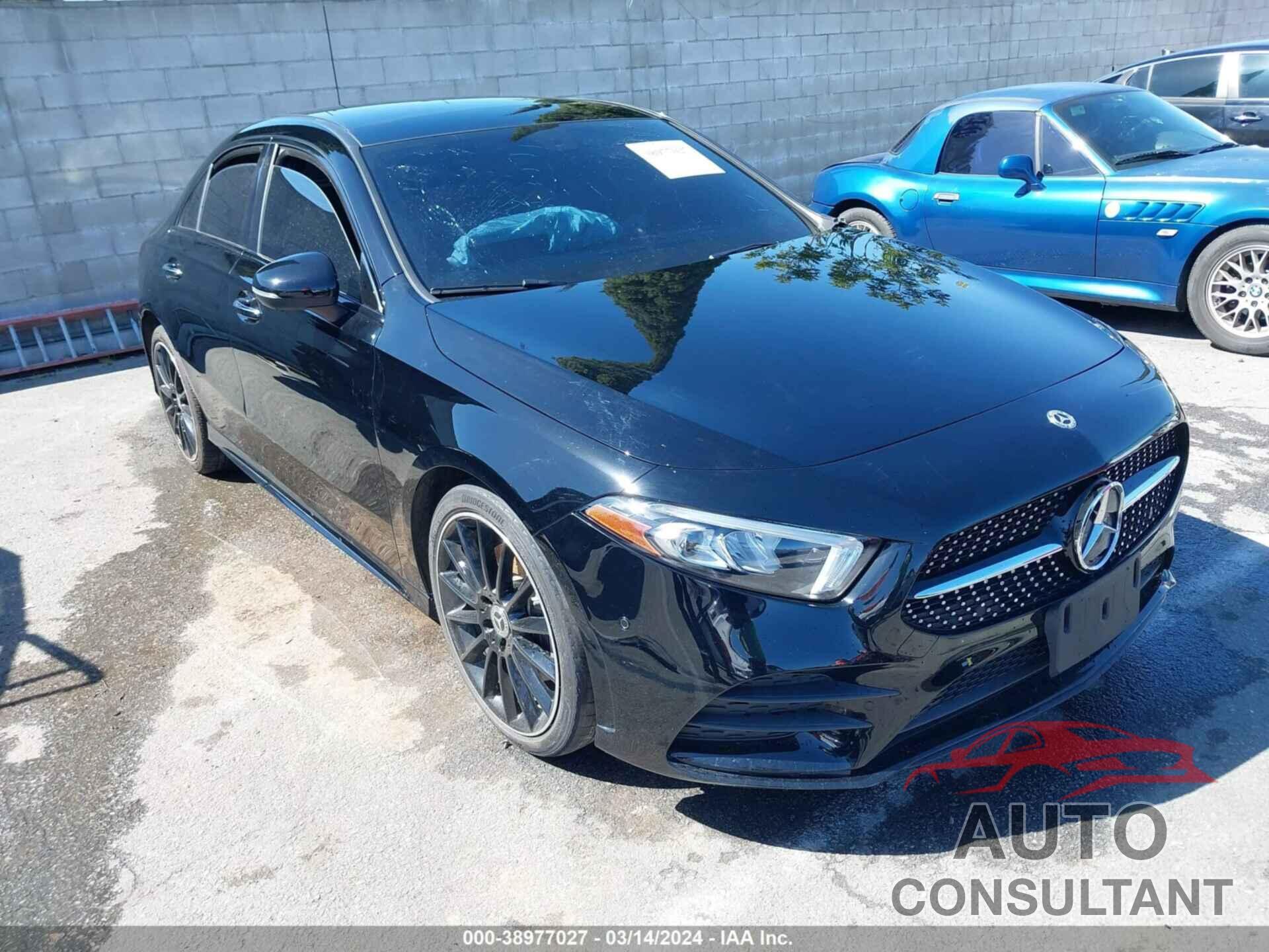 MERCEDES-BENZ A 220 2020 - W1K3G4EB9LJ226343