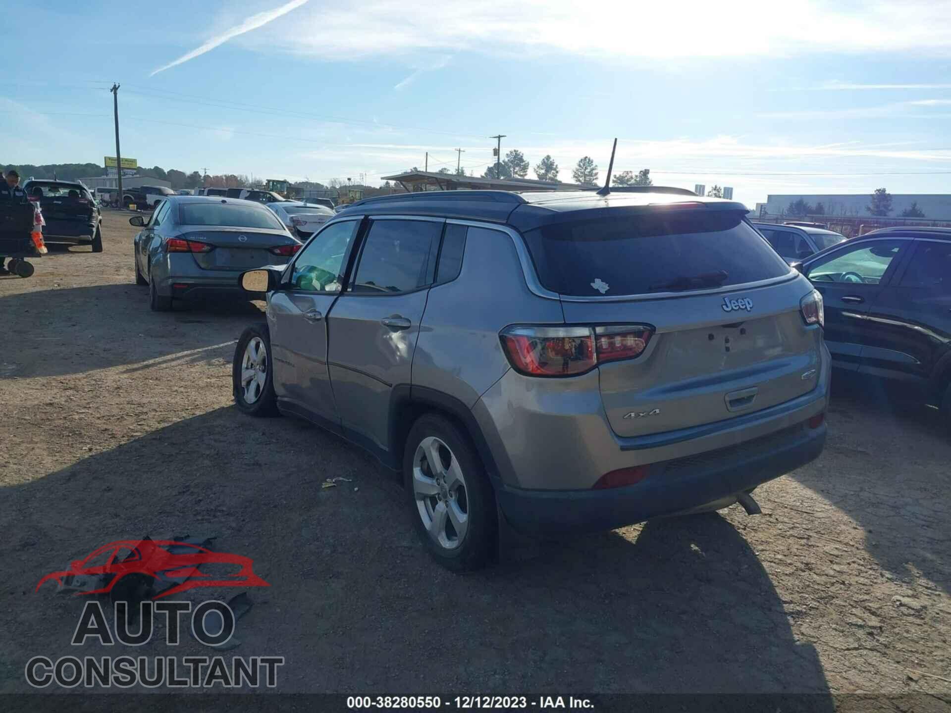 JEEP COMPASS 2018 - 3C4NJDBB4JT231867