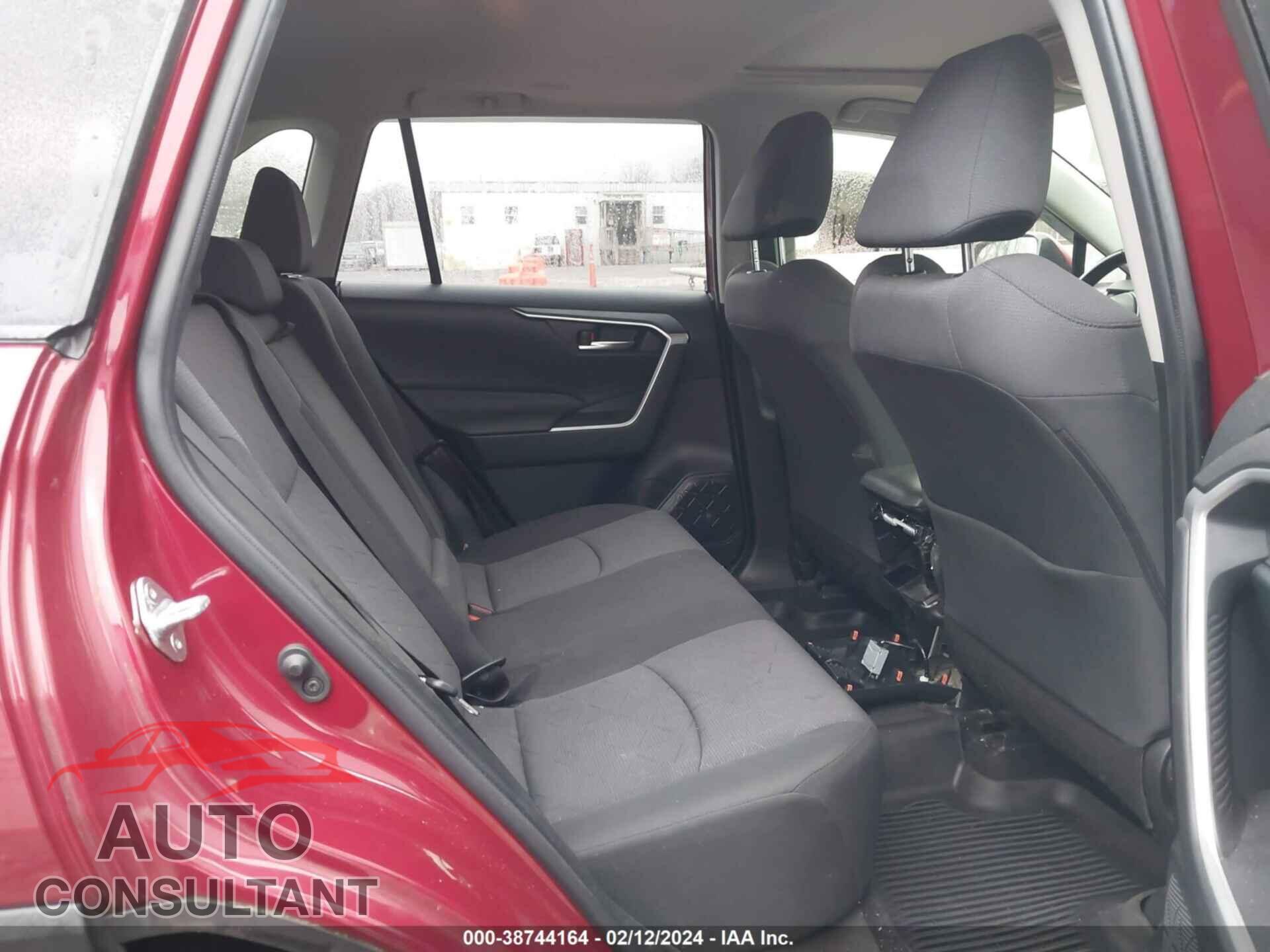 TOYOTA RAV4 2019 - JTMP1RFV2KD037291