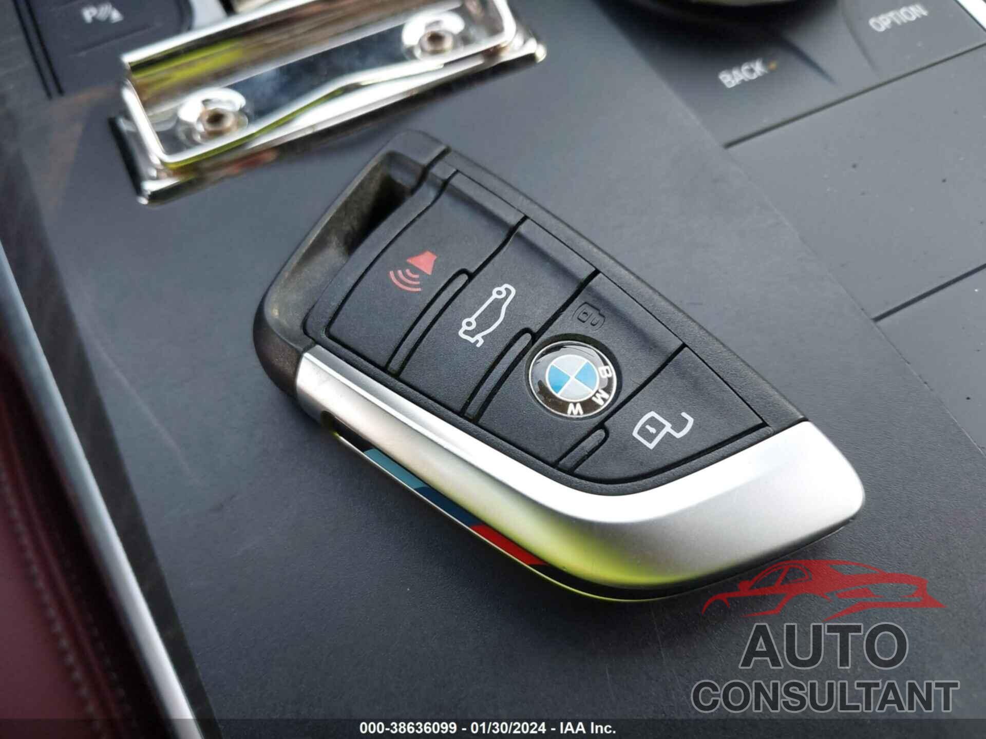 BMW 3 SERIES 2023 - 3MW49FS08P8D24477