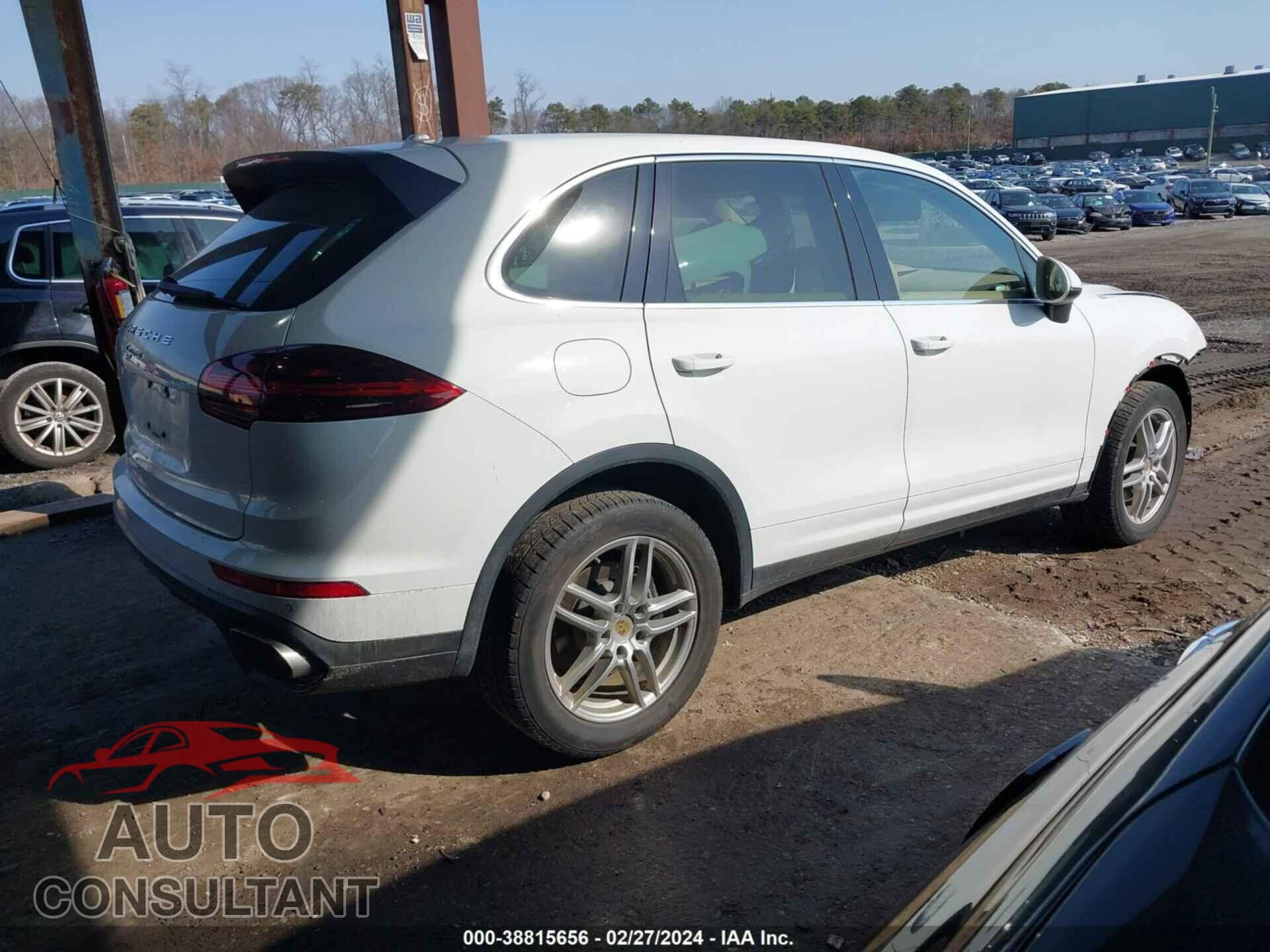 PORSCHE CAYENNE 2016 - WP1AA2A2XGLA10071