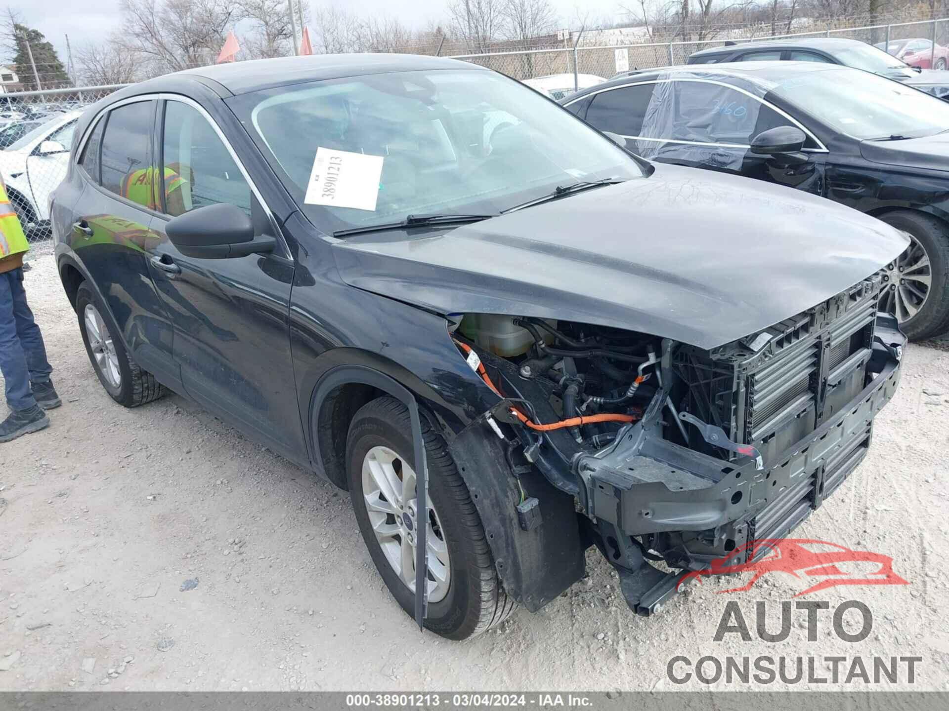 FORD ESCAPE 2022 - 1FMCU9BZ5NUB28912