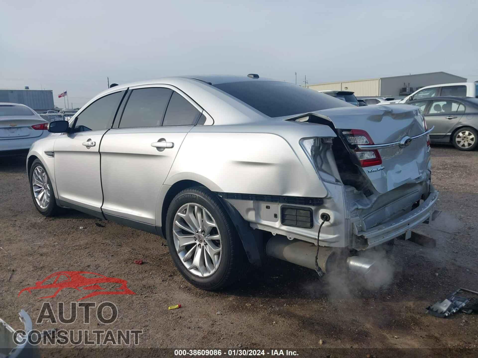 FORD TAURUS 2016 - 1FAHP2F83GG108689