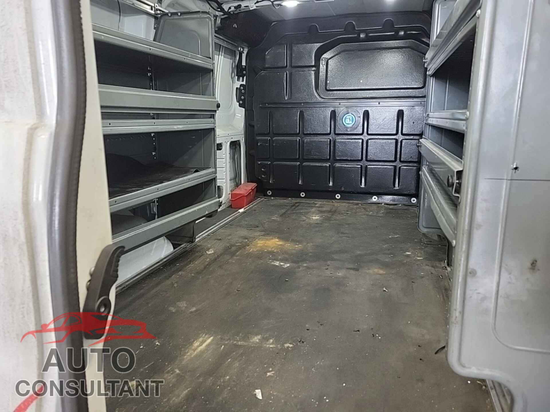 FORD TRANSIT 2018 - 1FTYR1YG5JKB43936