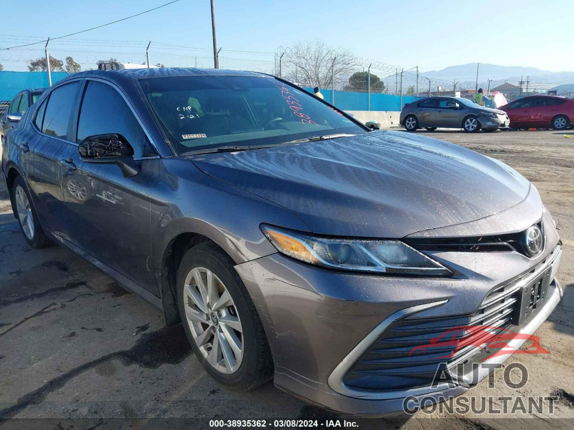 TOYOTA CAMRY 2023 - 4T1C11AKXPU183244