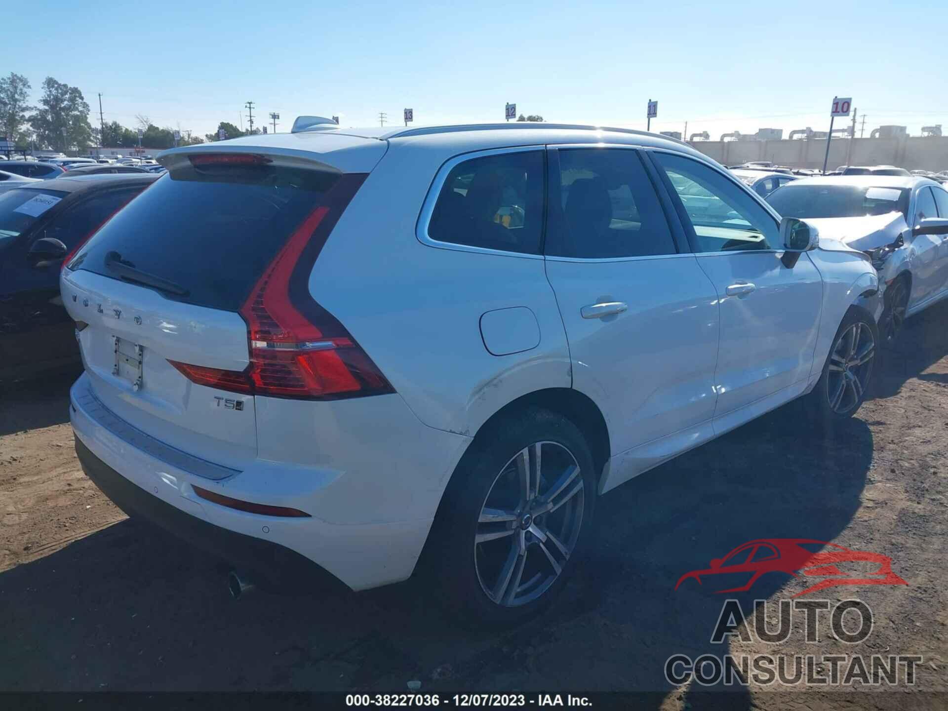 VOLVO XC60 2021 - YV4102RK5M1803341