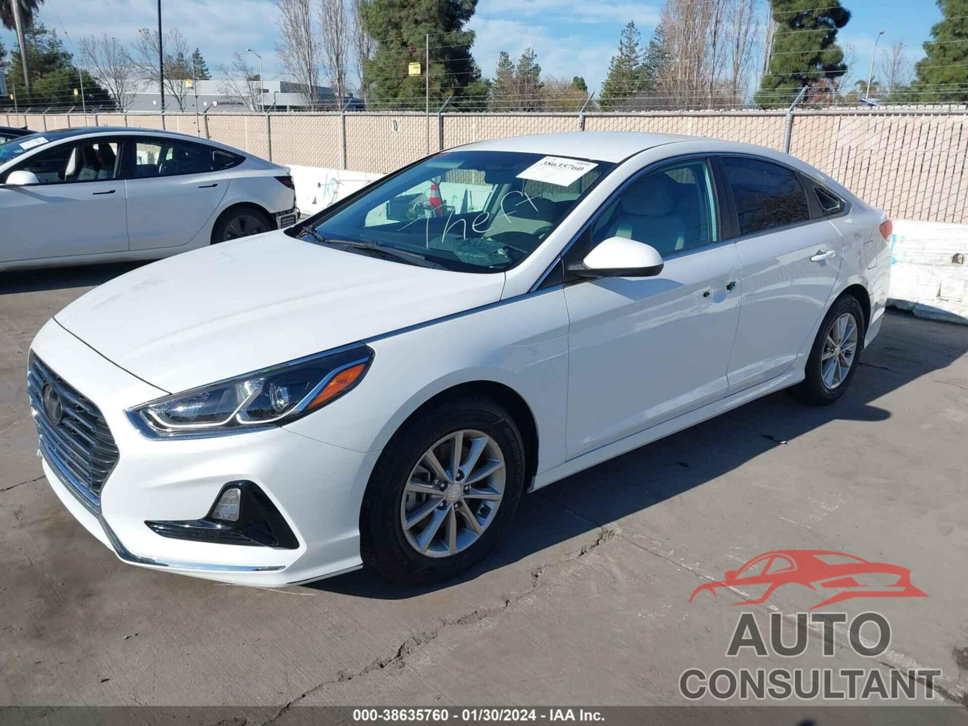 HYUNDAI SONATA 2018 - 5NPE24AF8JH676985