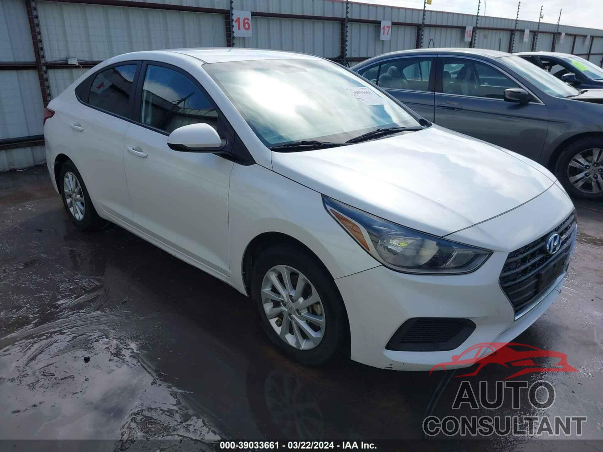 HYUNDAI ACCENT 2018 - 3KPC24A32JE020850