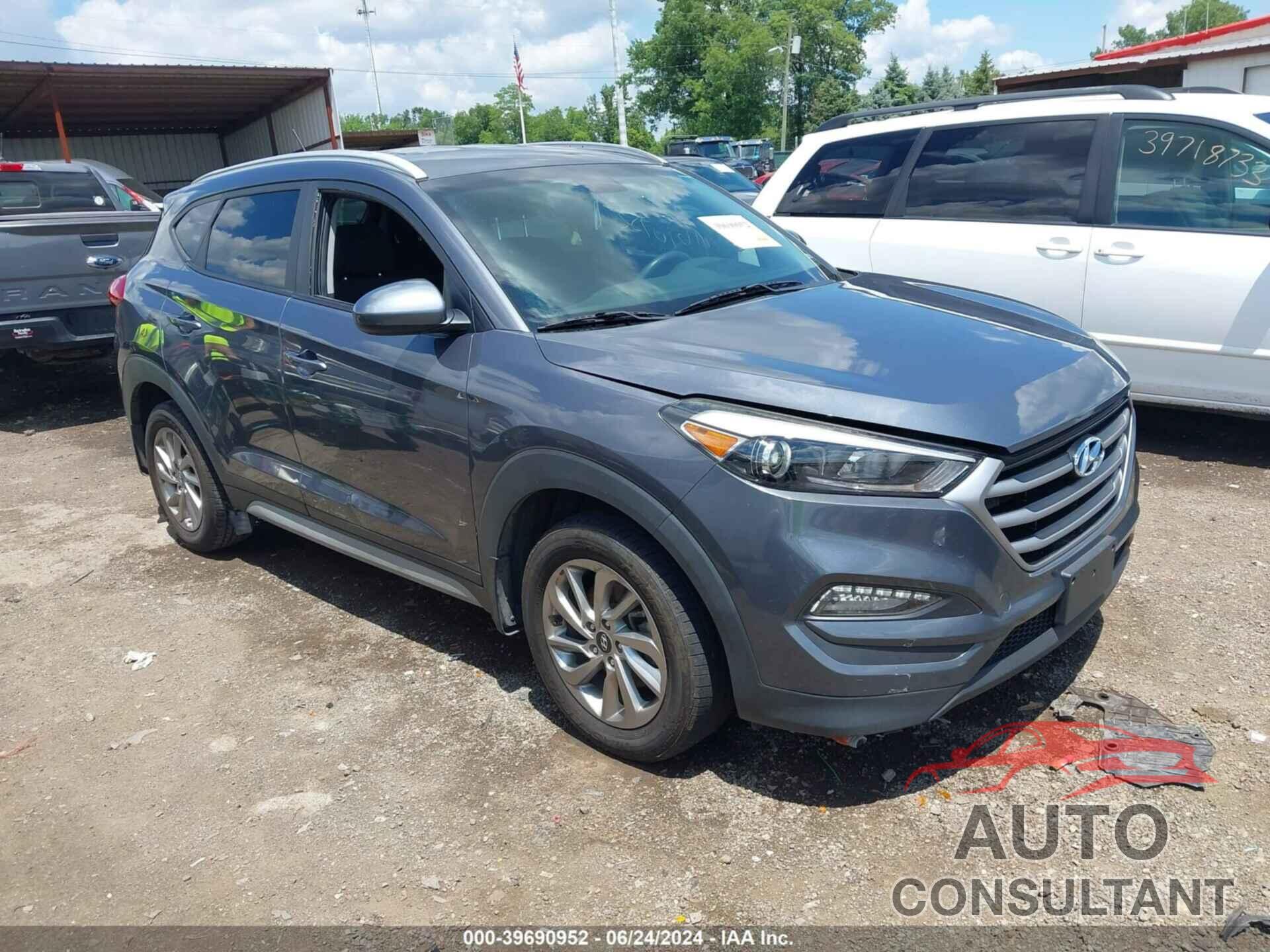 HYUNDAI TUCSON 2017 - KM8J33A4XHU528420