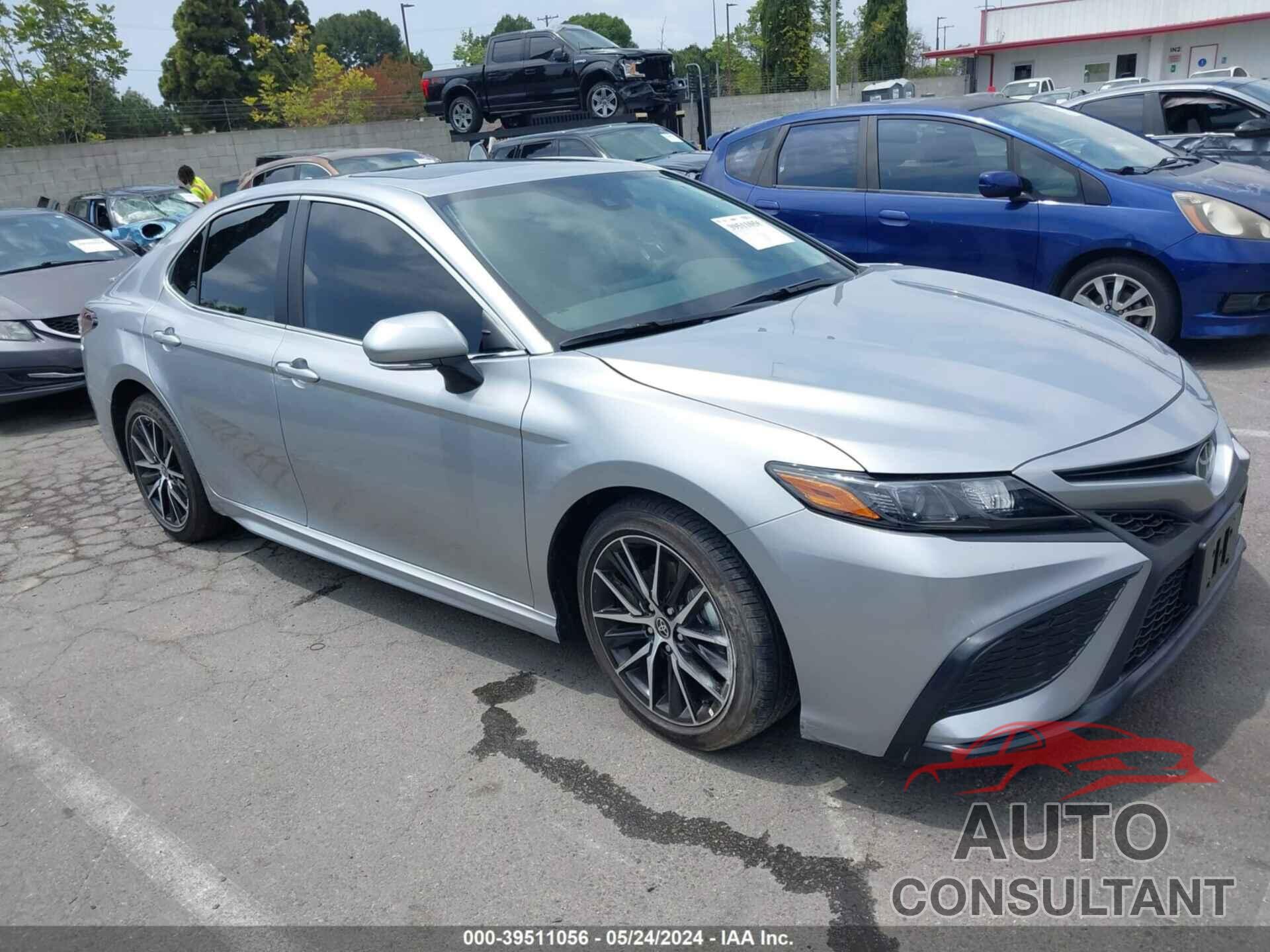 TOYOTA CAMRY 2024 - 4T1G11AK6RU918189