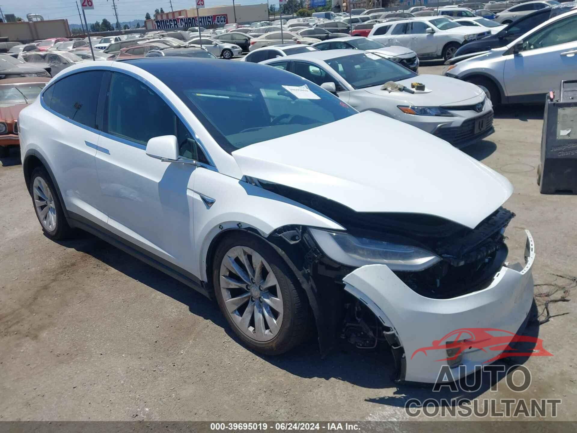 TESLA MODEL X 2021 - 5YJXCAE25MF325143