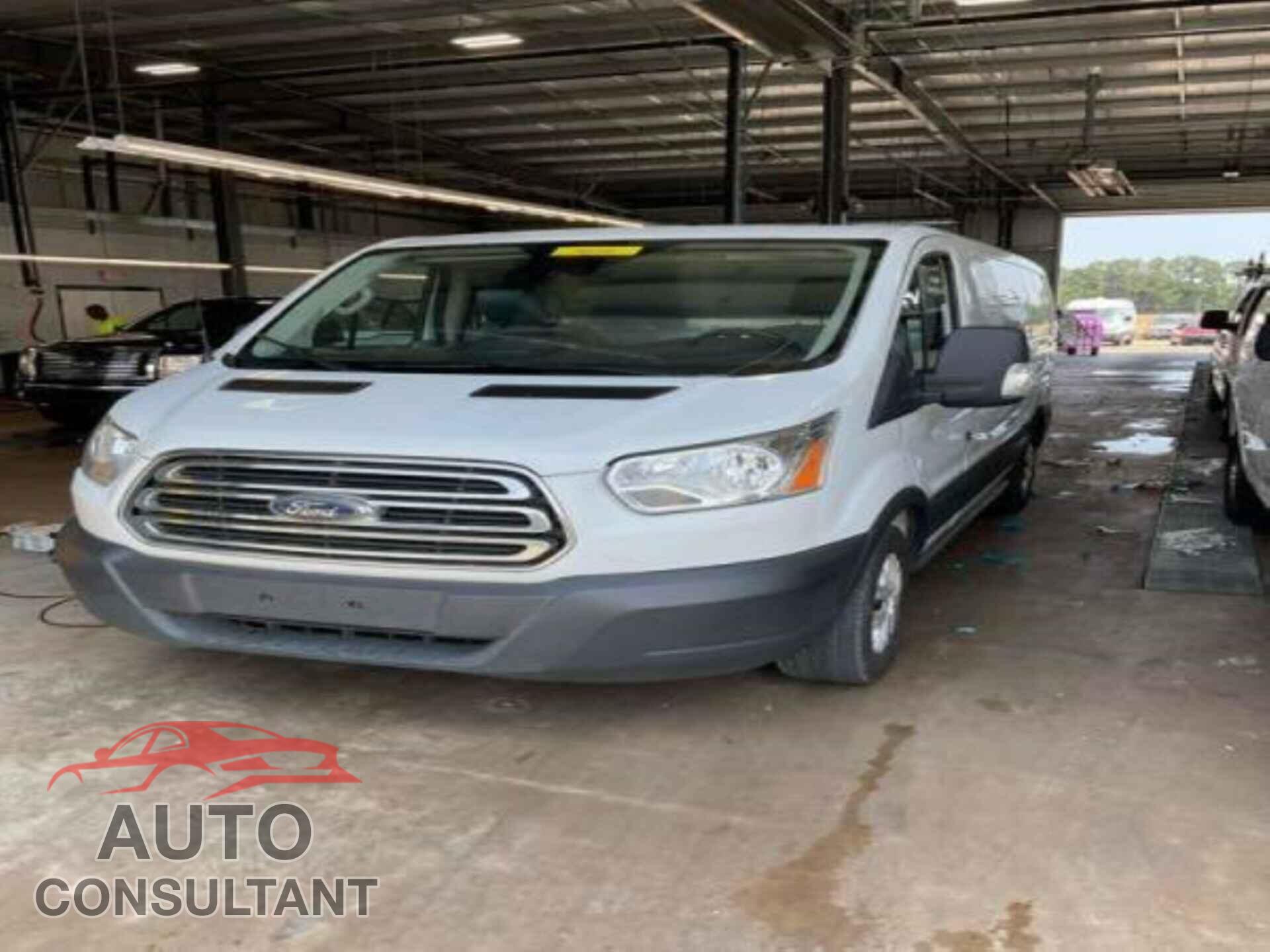 FORD TRANSIT 2019 - 1FTYE1YM3KKB48149