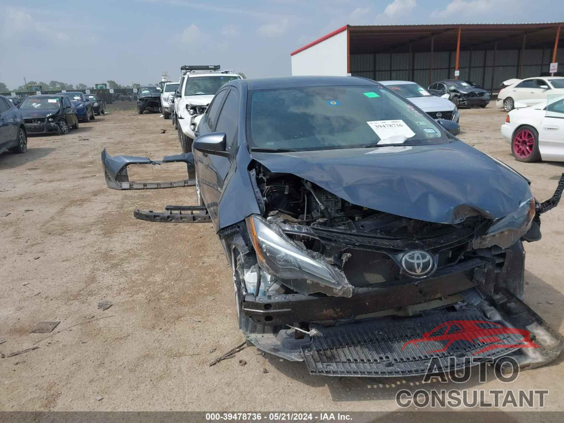 TOYOTA COROLLA 2018 - 5YFBURHE1JP846730