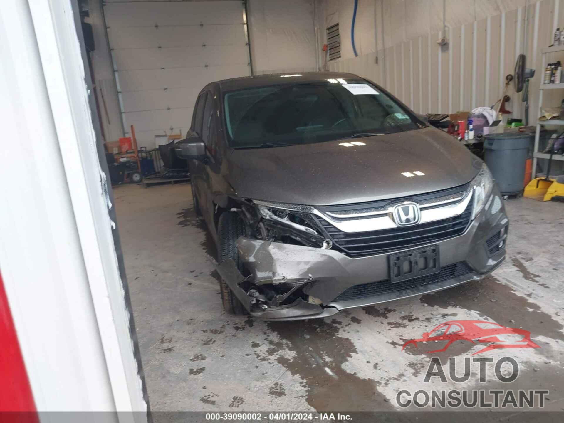 HONDA ODYSSEY 2019 - 5FNRL6H55KB117353