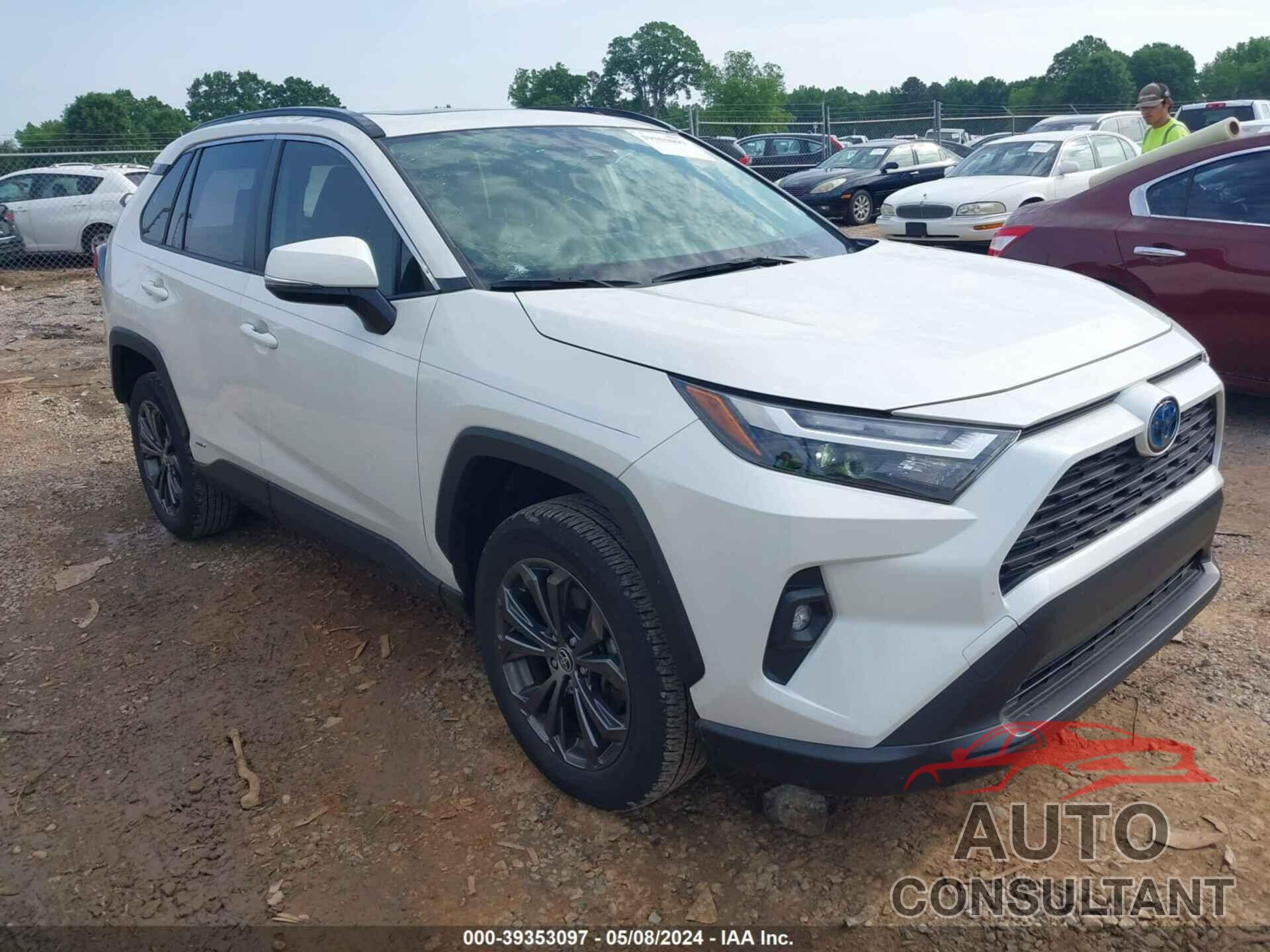 TOYOTA RAV4 2022 - JTMB6RFV3ND075760