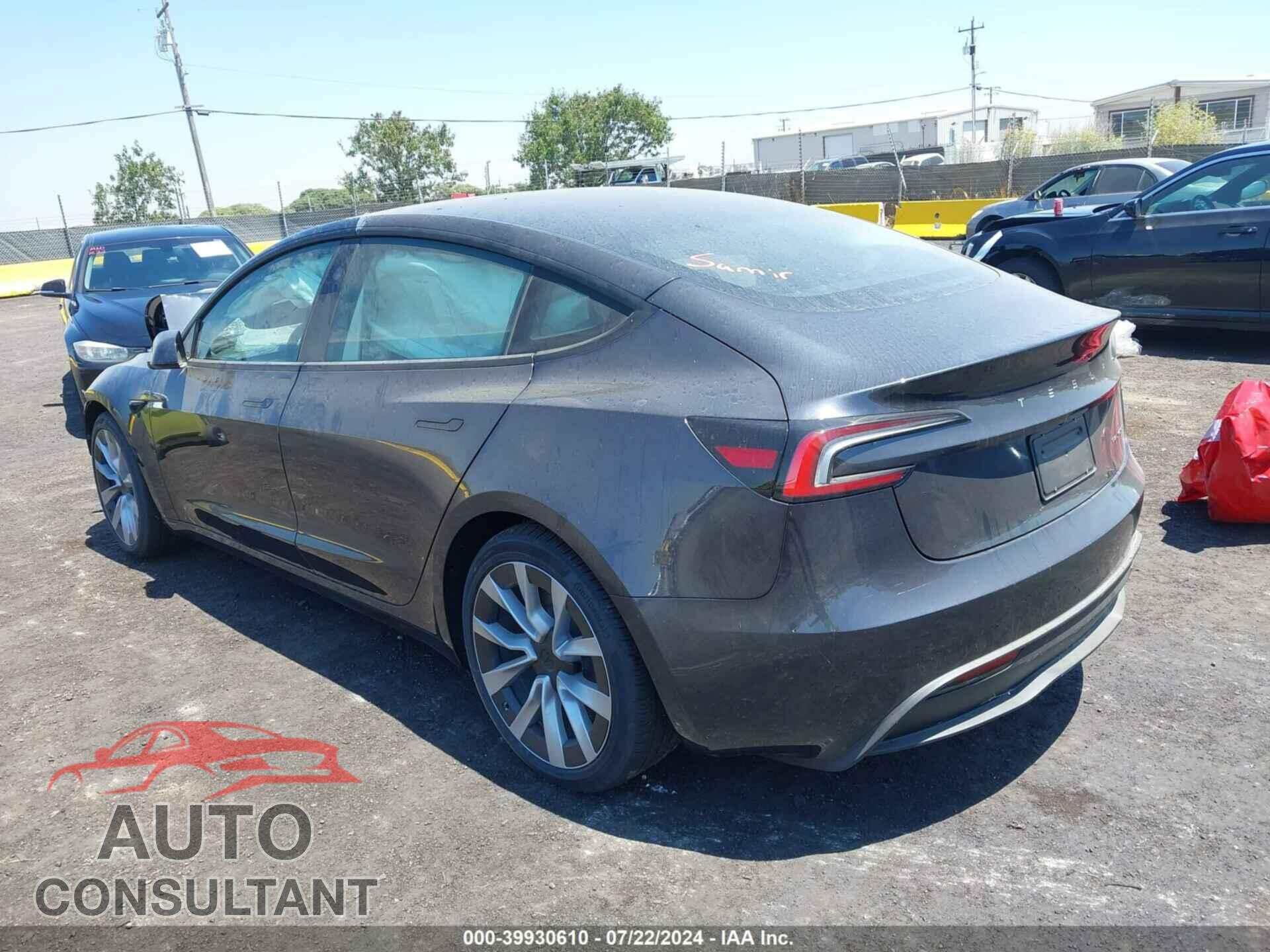 TESLA MODEL 3 2024 - 5YJ3E1EB6RF736129