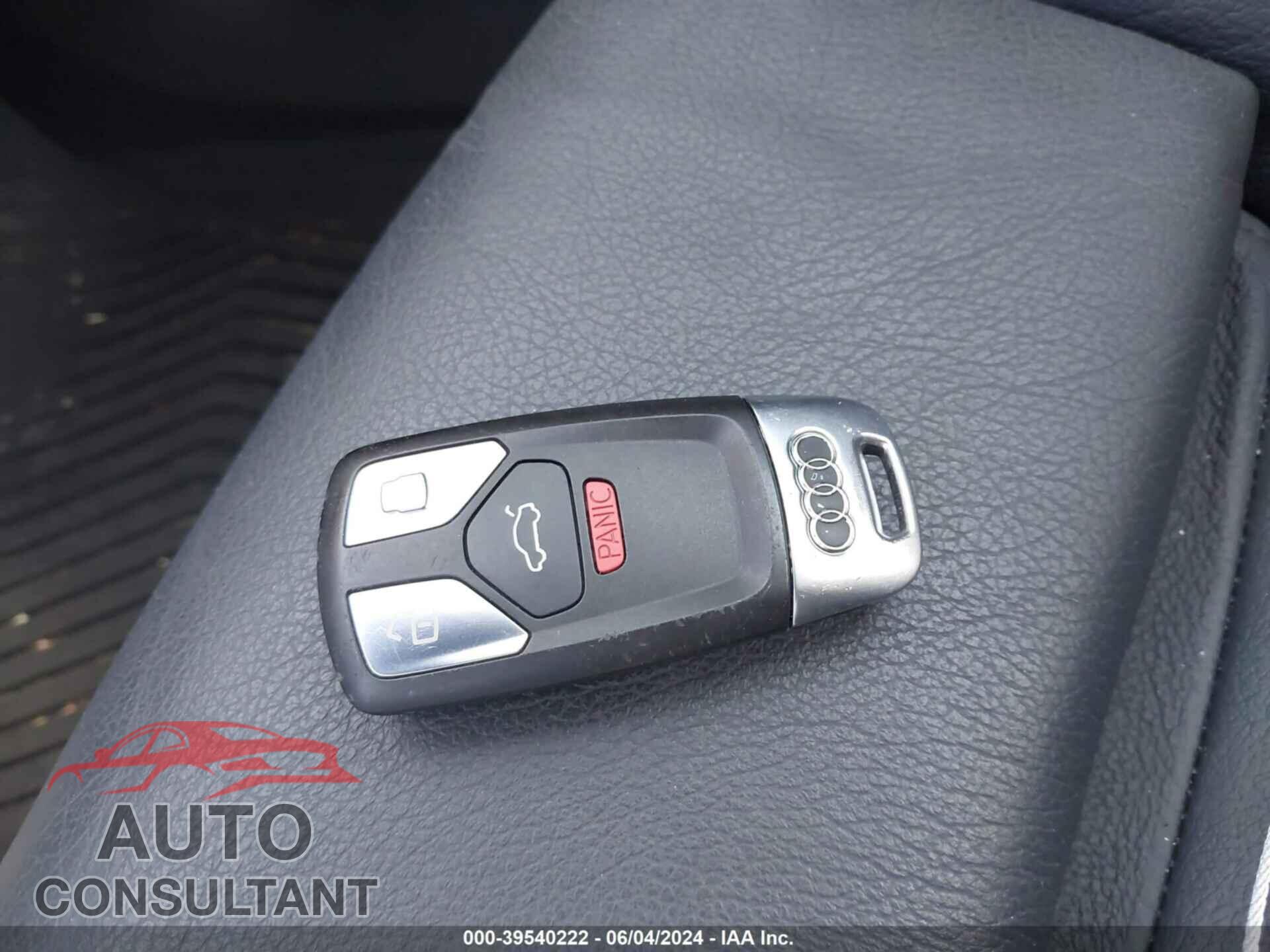 AUDI A4 2017 - WAUENAF41HN039652