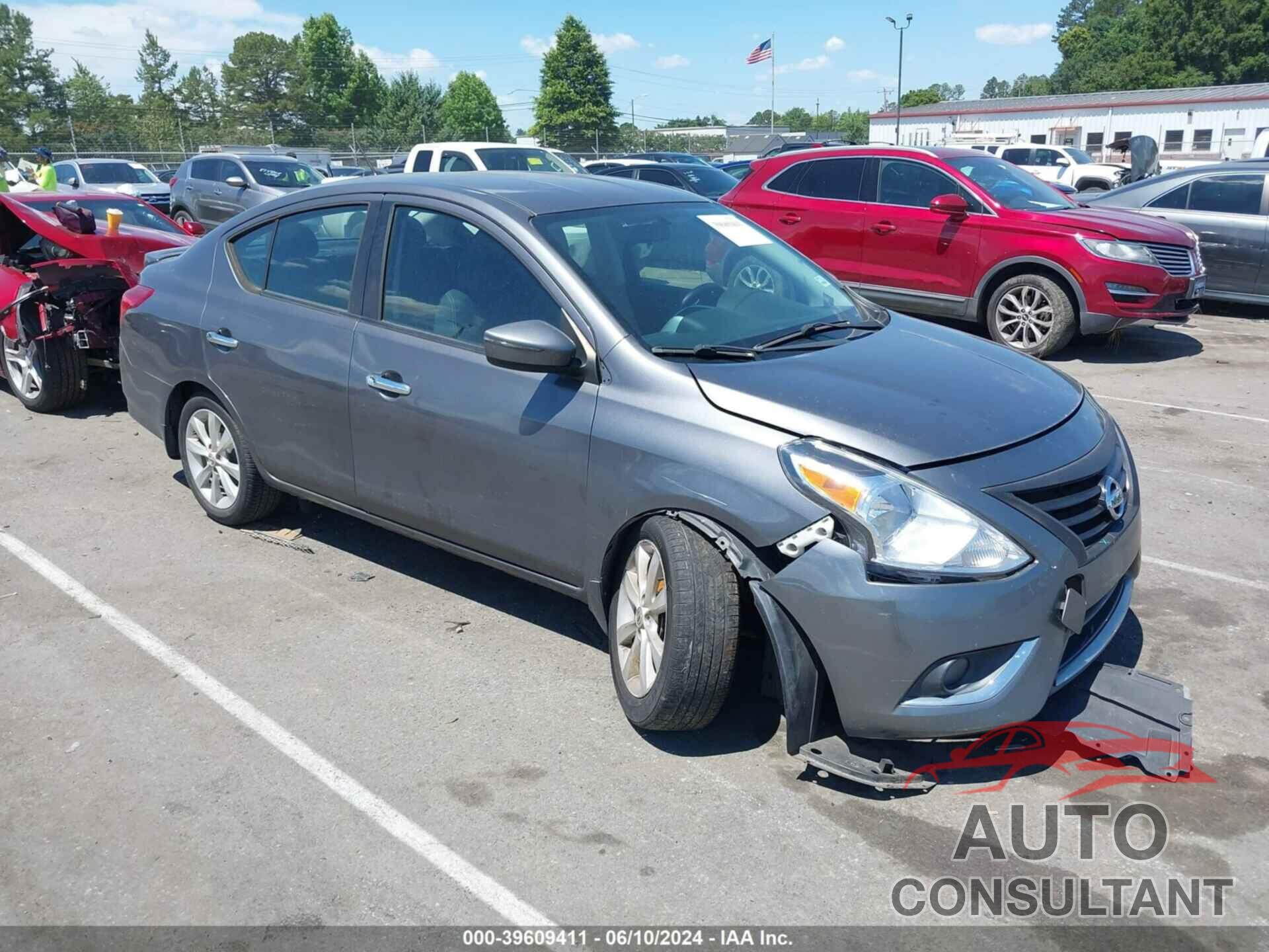 NISSAN VERSA 2017 - 3N1CN7AP3HL857160