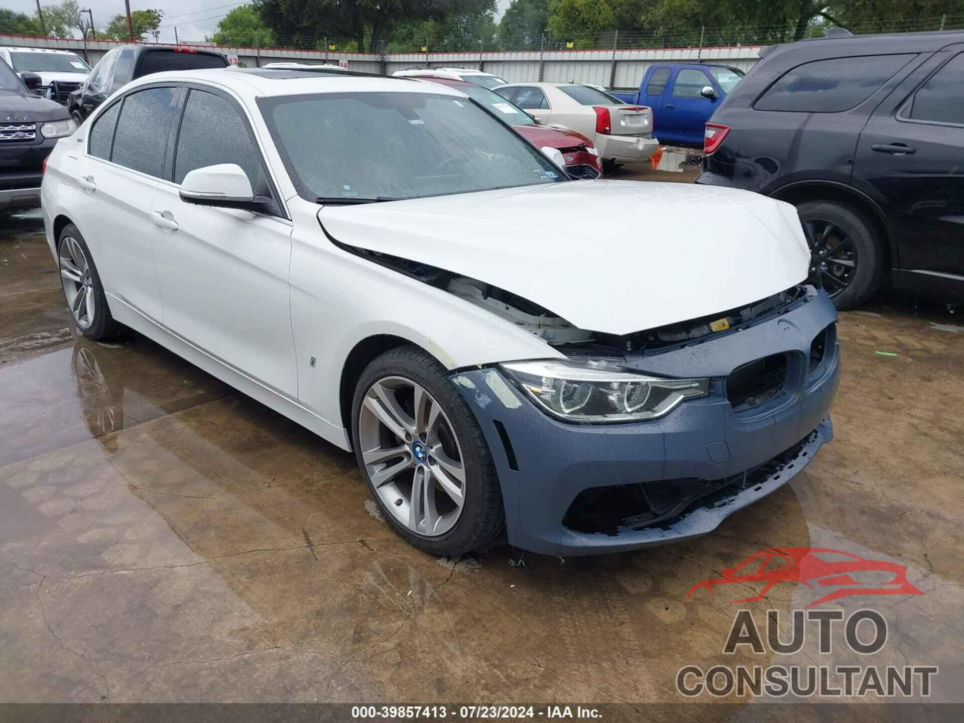 BMW 330E 2017 - WBA8E1C36HA156658