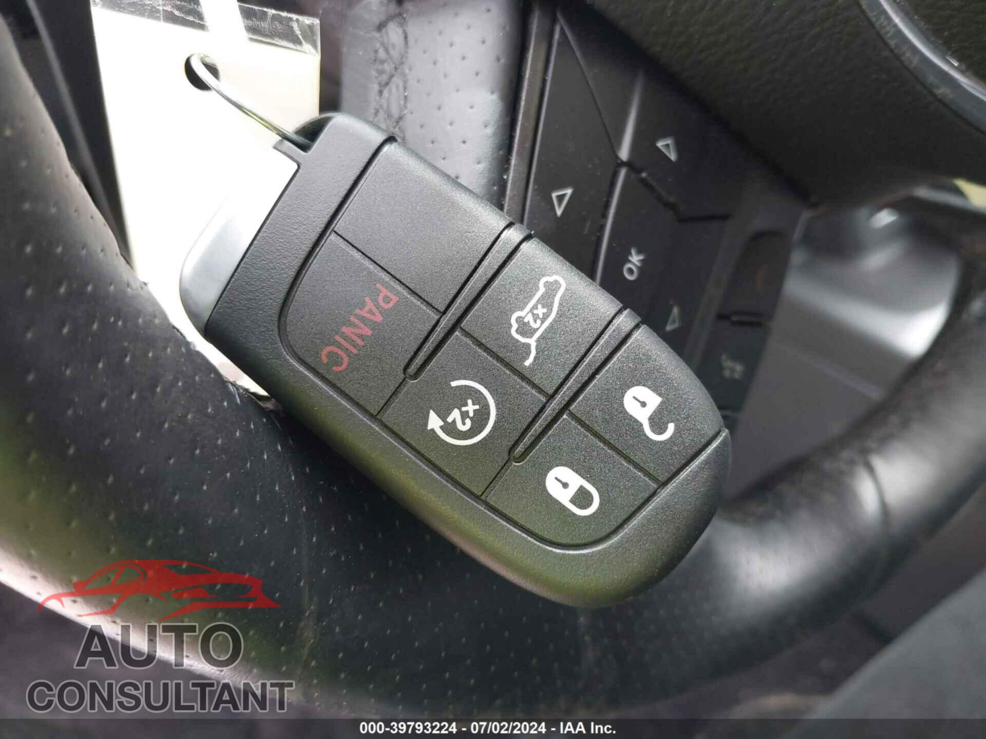 DODGE DURANGO 2018 - 1C4RDJDG4JC184285