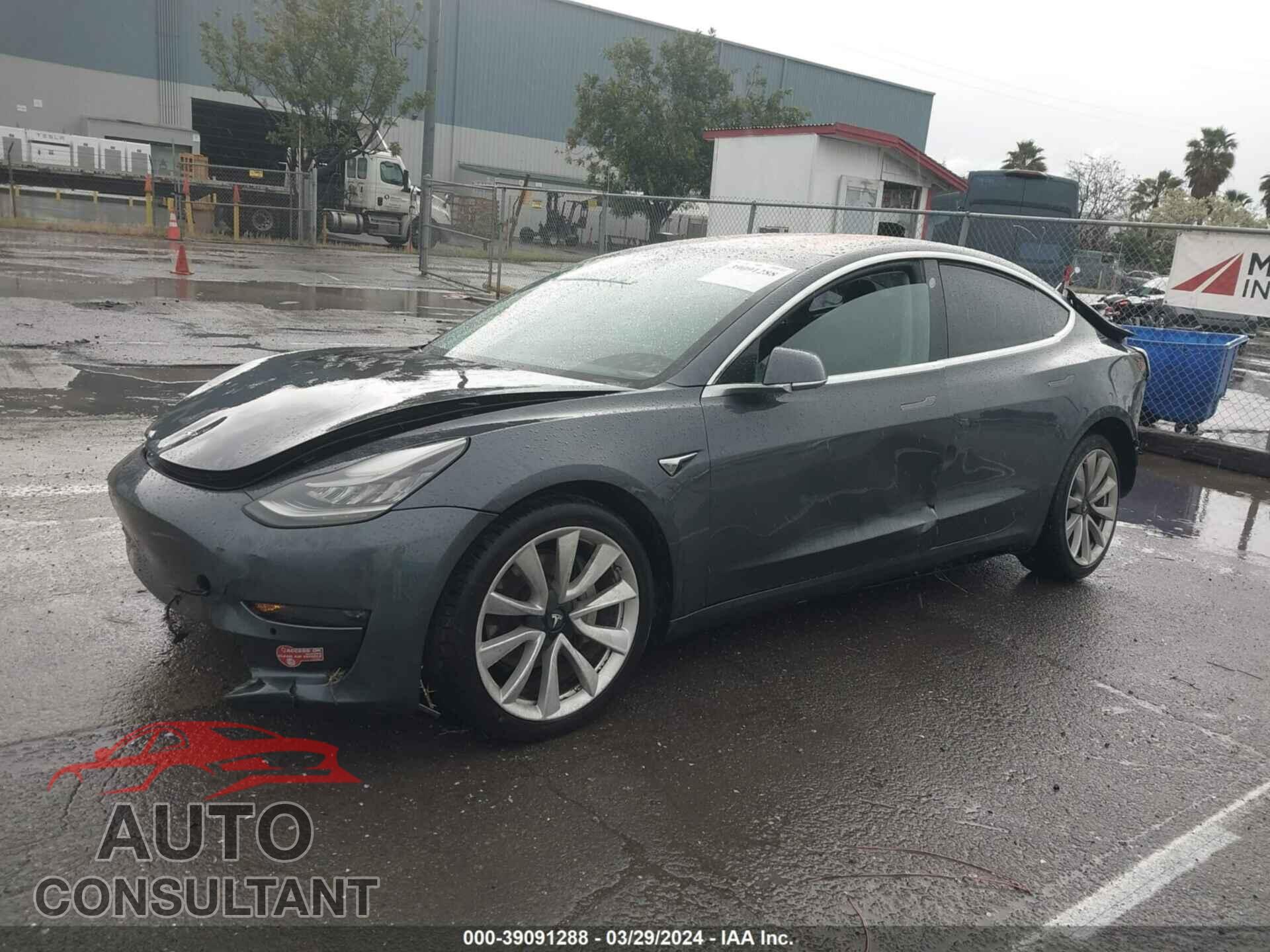 TESLA MODEL 3 2018 - 5YJ3E1EA9JF024001