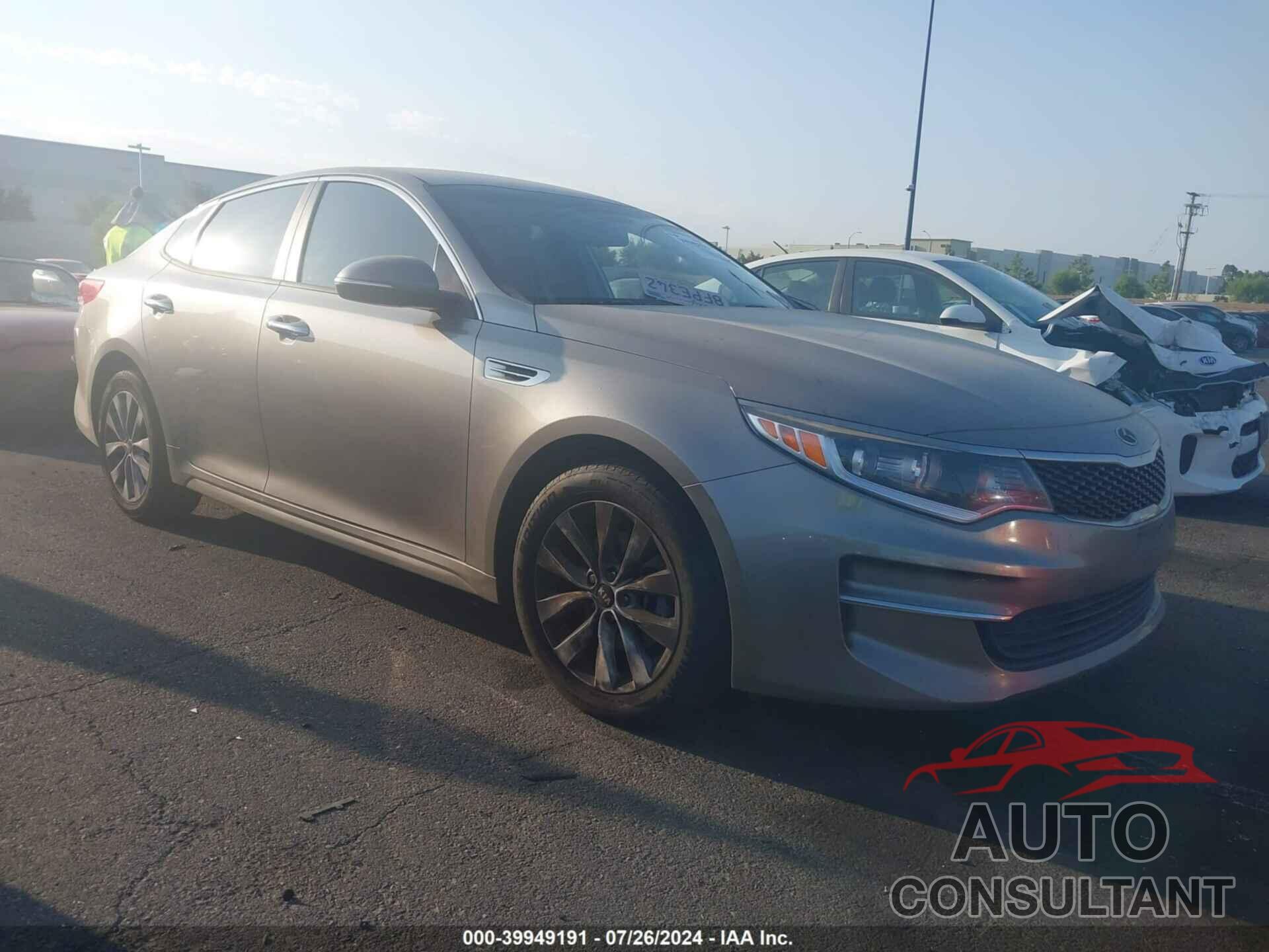 KIA OPTIMA 2018 - 5XXGT4L39JG269150