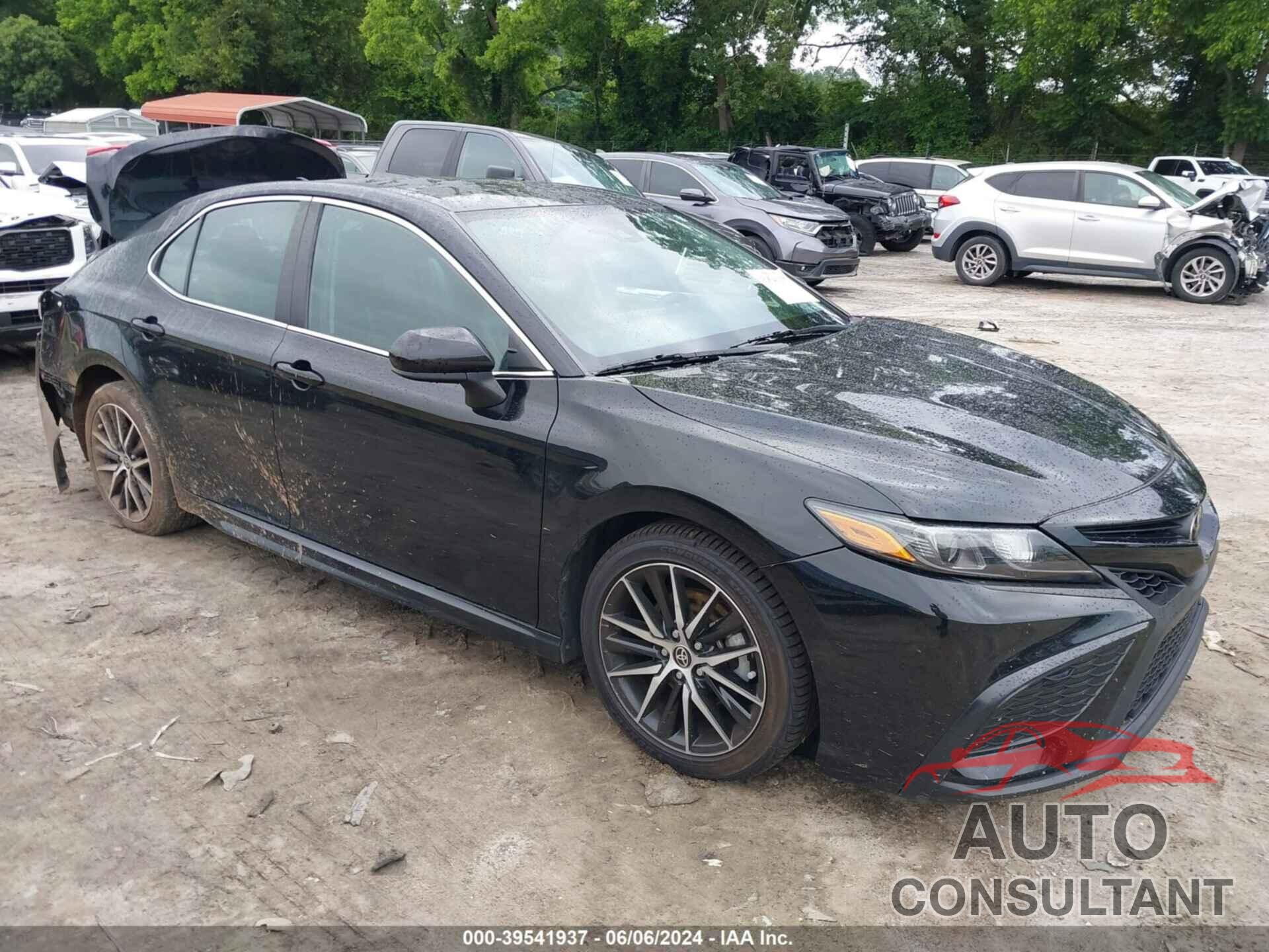 TOYOTA CAMRY 2021 - 4T1G11AK3MU552359