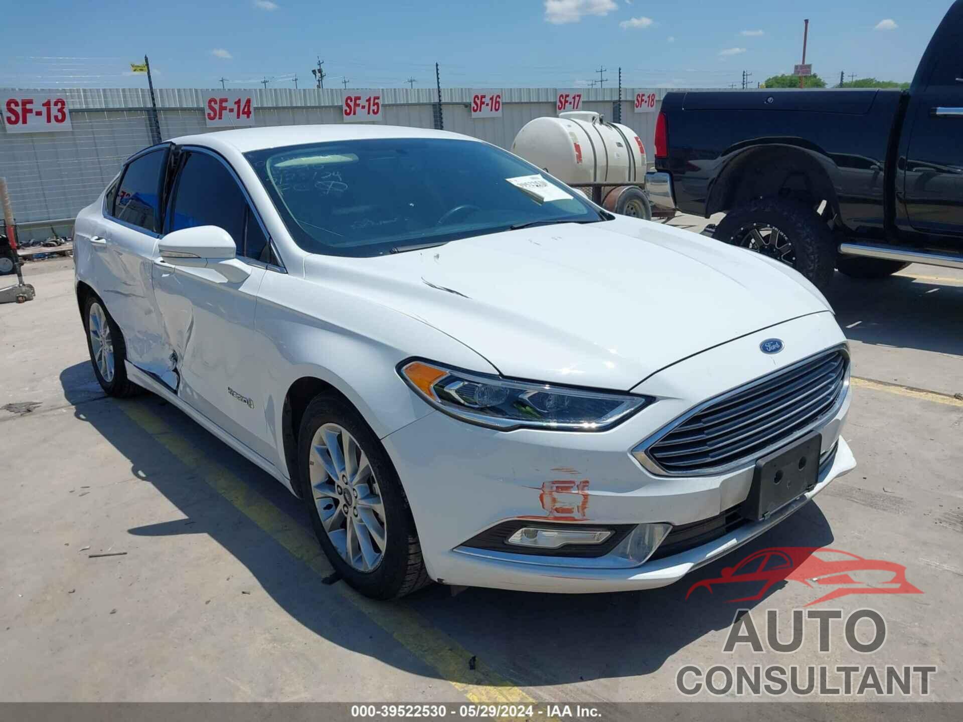 FORD FUSION HYBRID 2017 - 3FA6P0LU9HR165390