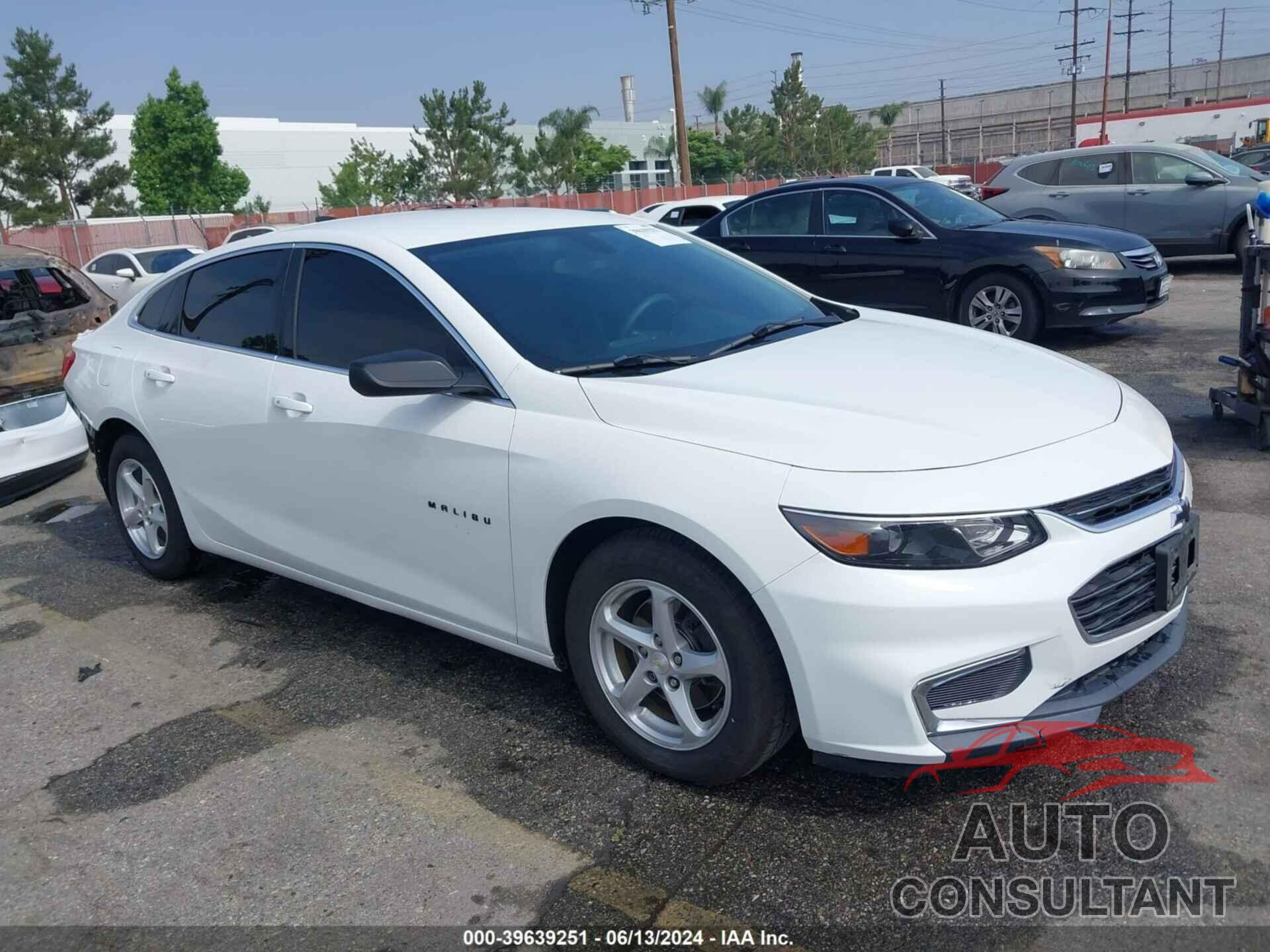 CHEVROLET MALIBU 2017 - 1G1ZB5ST1HF244229