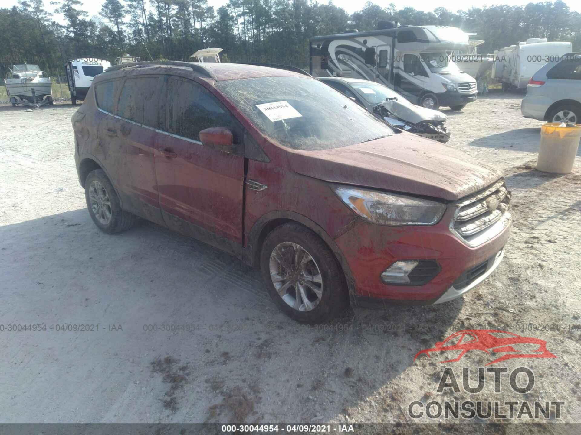FORD ESCAPE 2018 - 1FMCU0GD6JUC16726